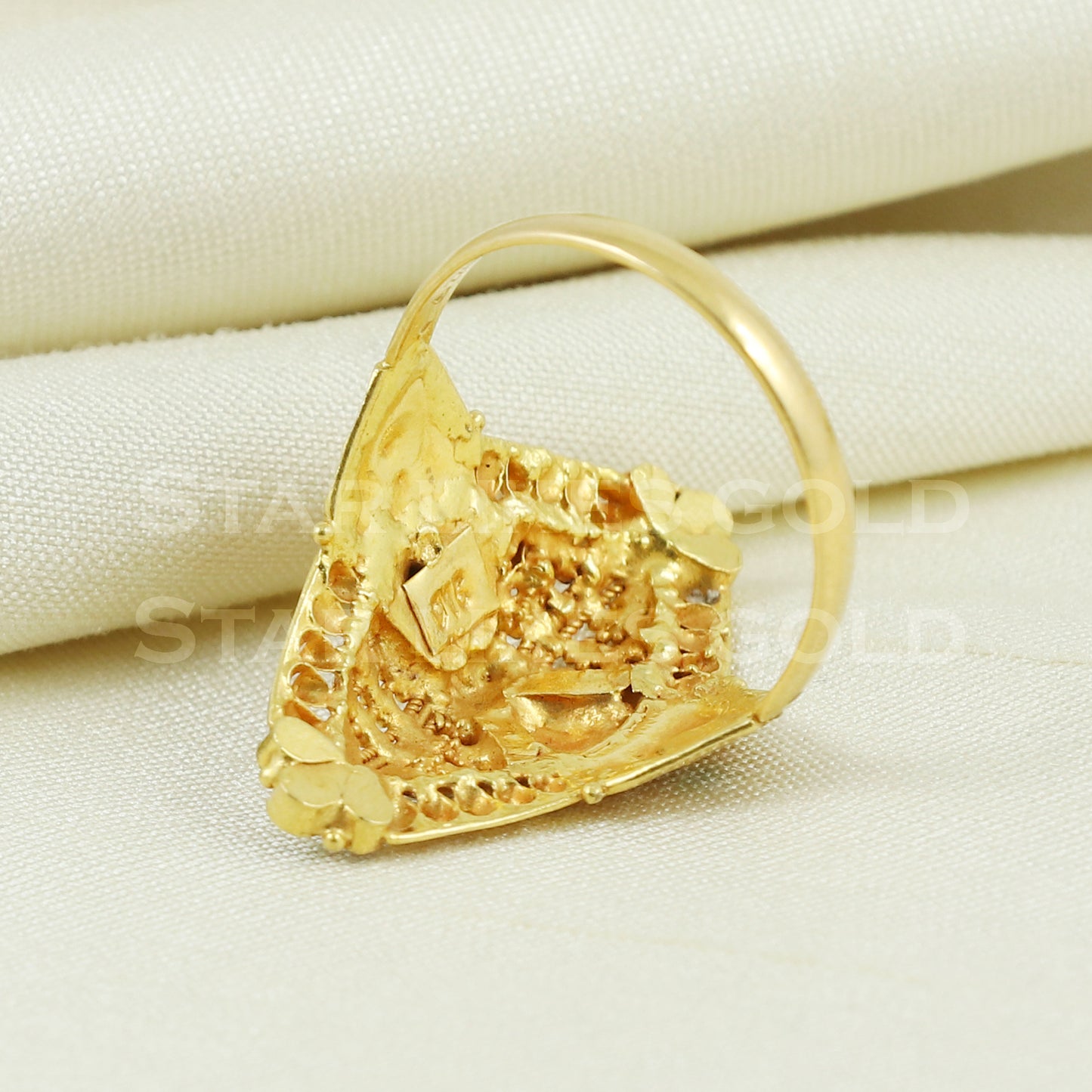beautiful 22K Yellow Gold Ring Genuine Hallmarked 916 Handcrafted Jewelry B1005