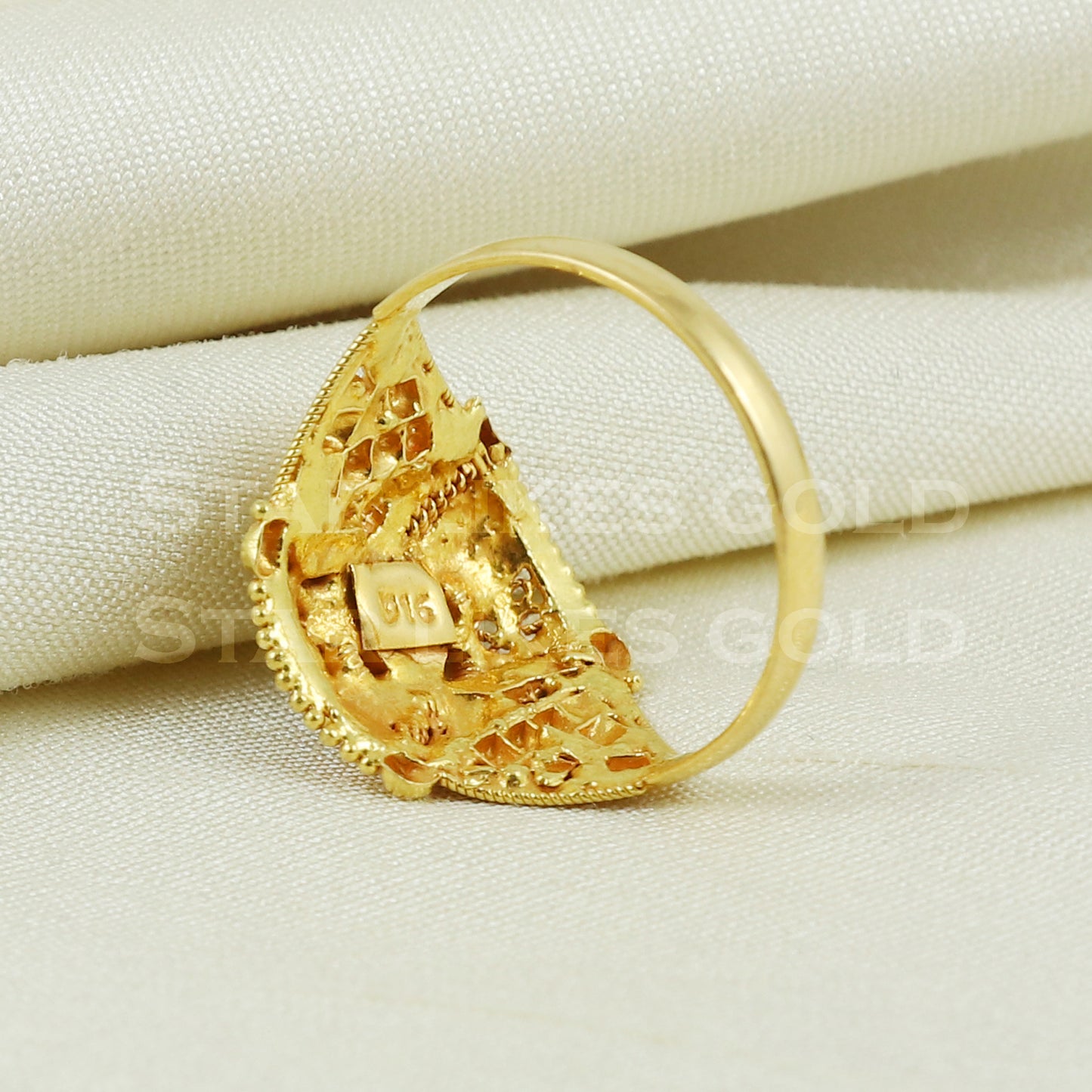beautiful 22K Yellow Gold Ring Genuine Hallmarked 916 Handcrafted Jewelry B1009