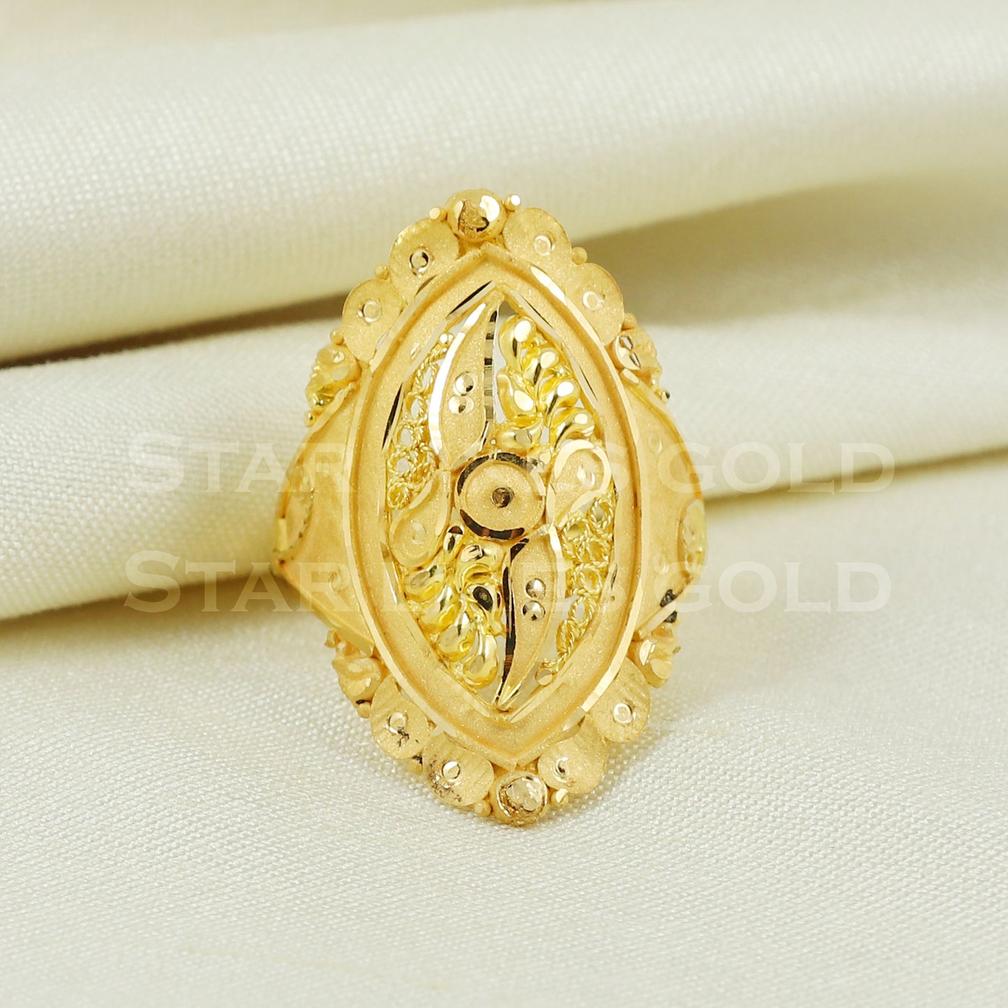 beautiful 22K Yellow Gold Ring Genuine Hallmarked 916 Handcrafted Jewelry B1011