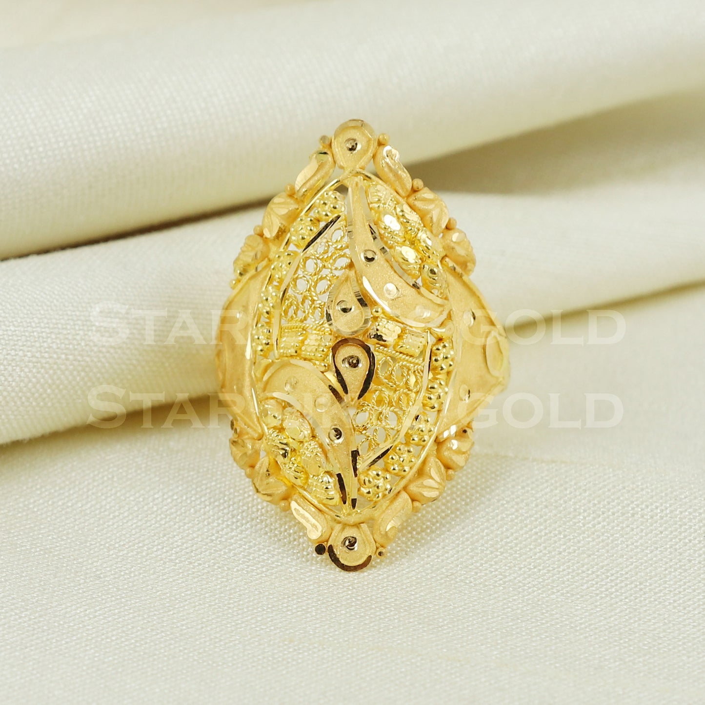 beautiful 22K Yellow Gold Ring Genuine Hallmarked 916 Handcrafted Jewelry B1012