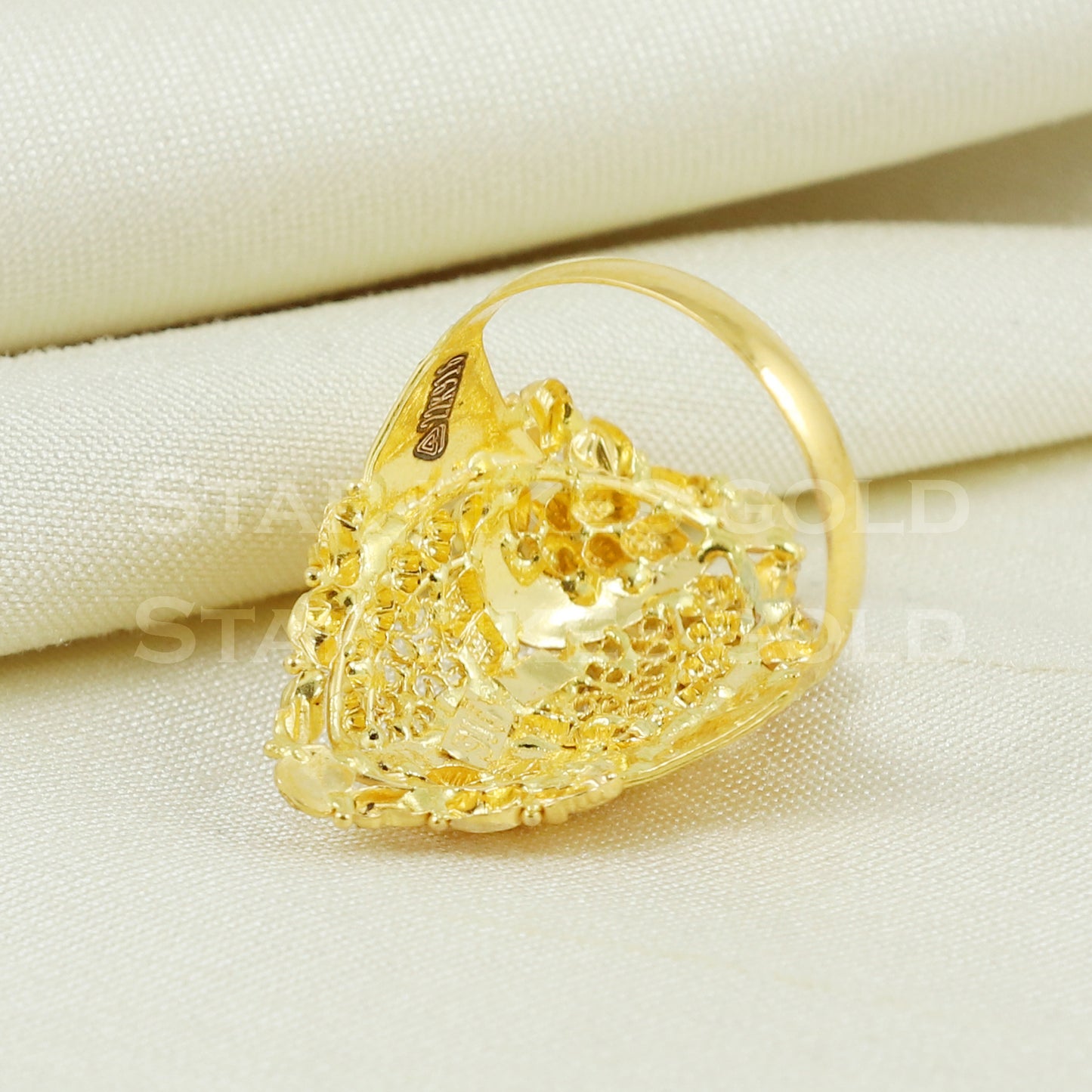 beautiful 22K Yellow Gold Ring Genuine Hallmarked 916 Handcrafted Jewelry B1012