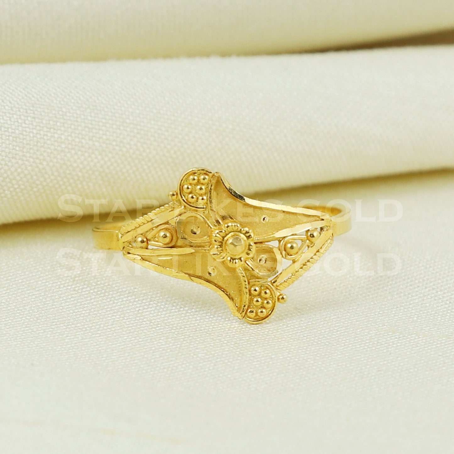 22K Yellow Gold Ring Genuine Hallmarked 916 Handcrafted Jewelry B1026