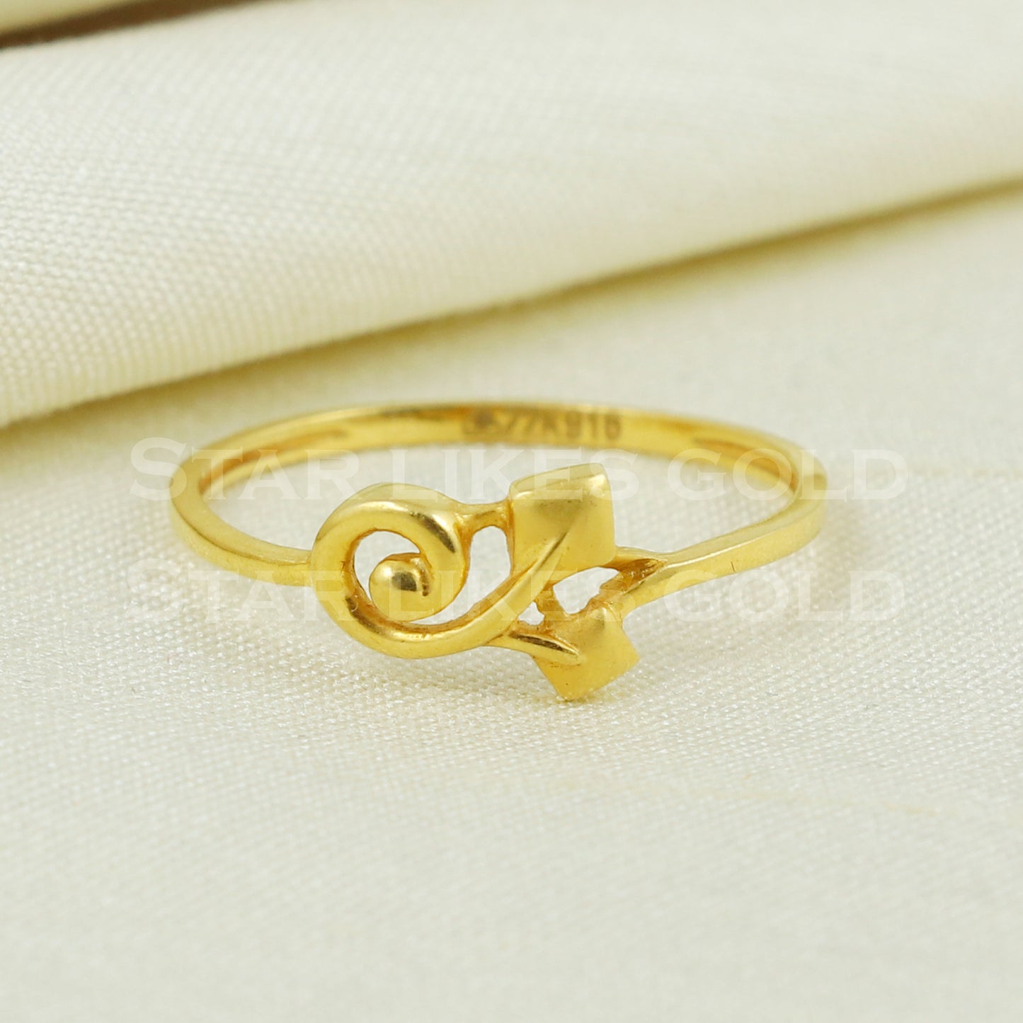 22K Yellow Gold Ring Genuine Hallmarked 916 Handcrafted Jewelry B1028