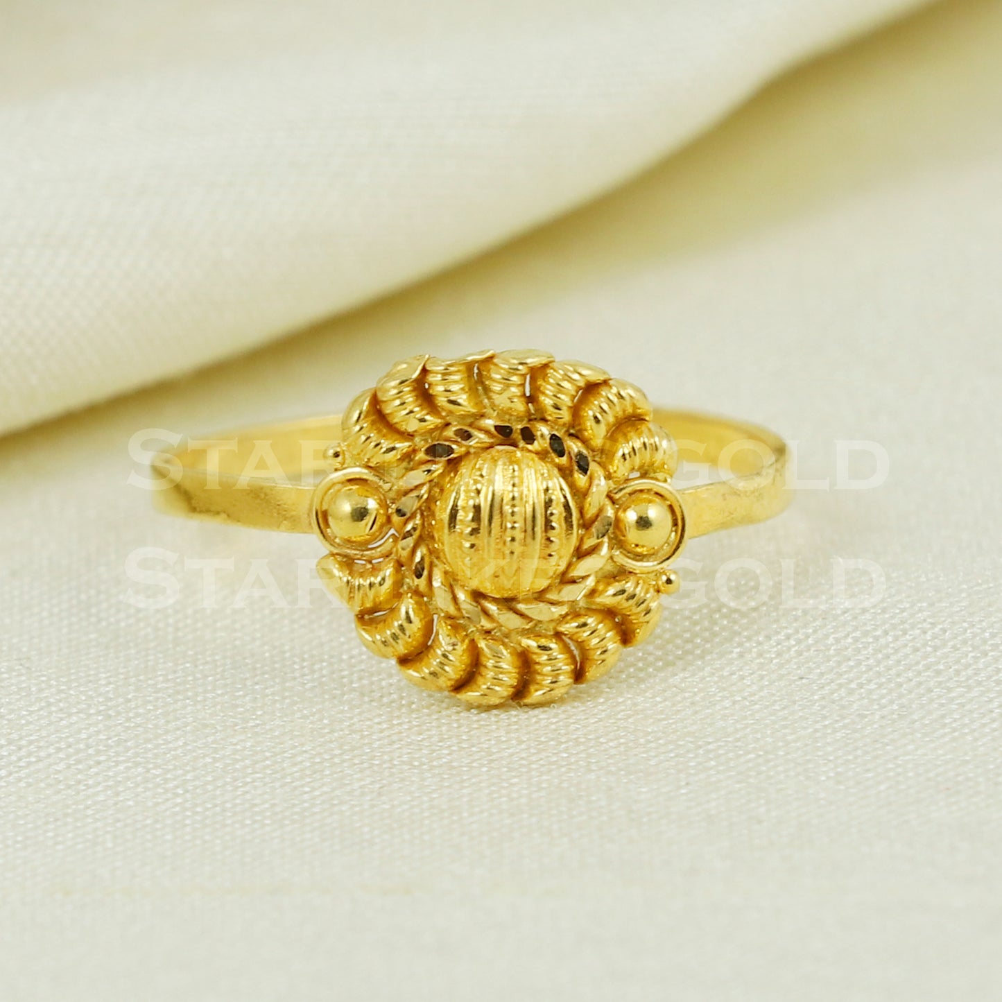beautiful 22K Yellow Gold Ring Genuine Hallmarked 916 Handcrafted Jewelry B1030