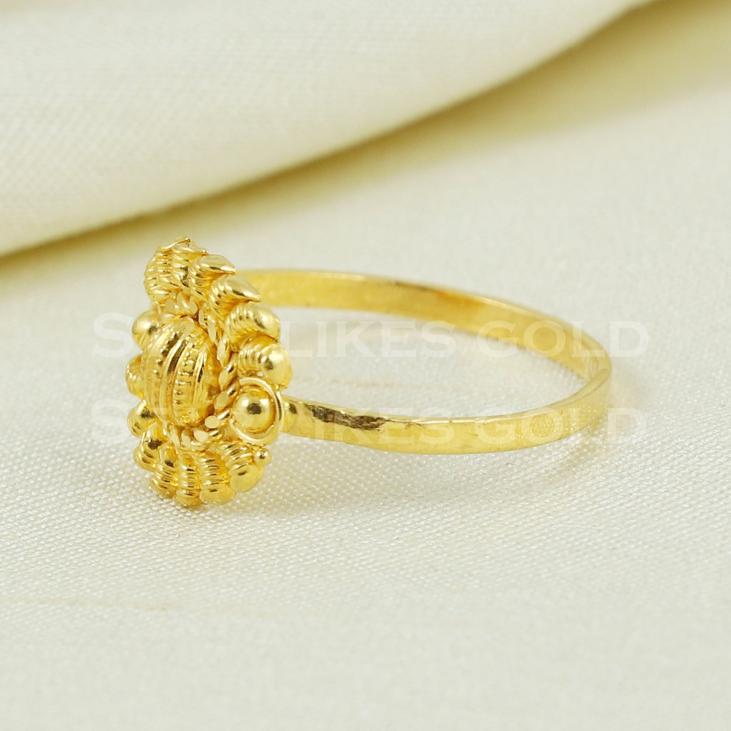 beautiful 22K Yellow Gold Ring Genuine Hallmarked 916 Handcrafted Jewelry B1030
