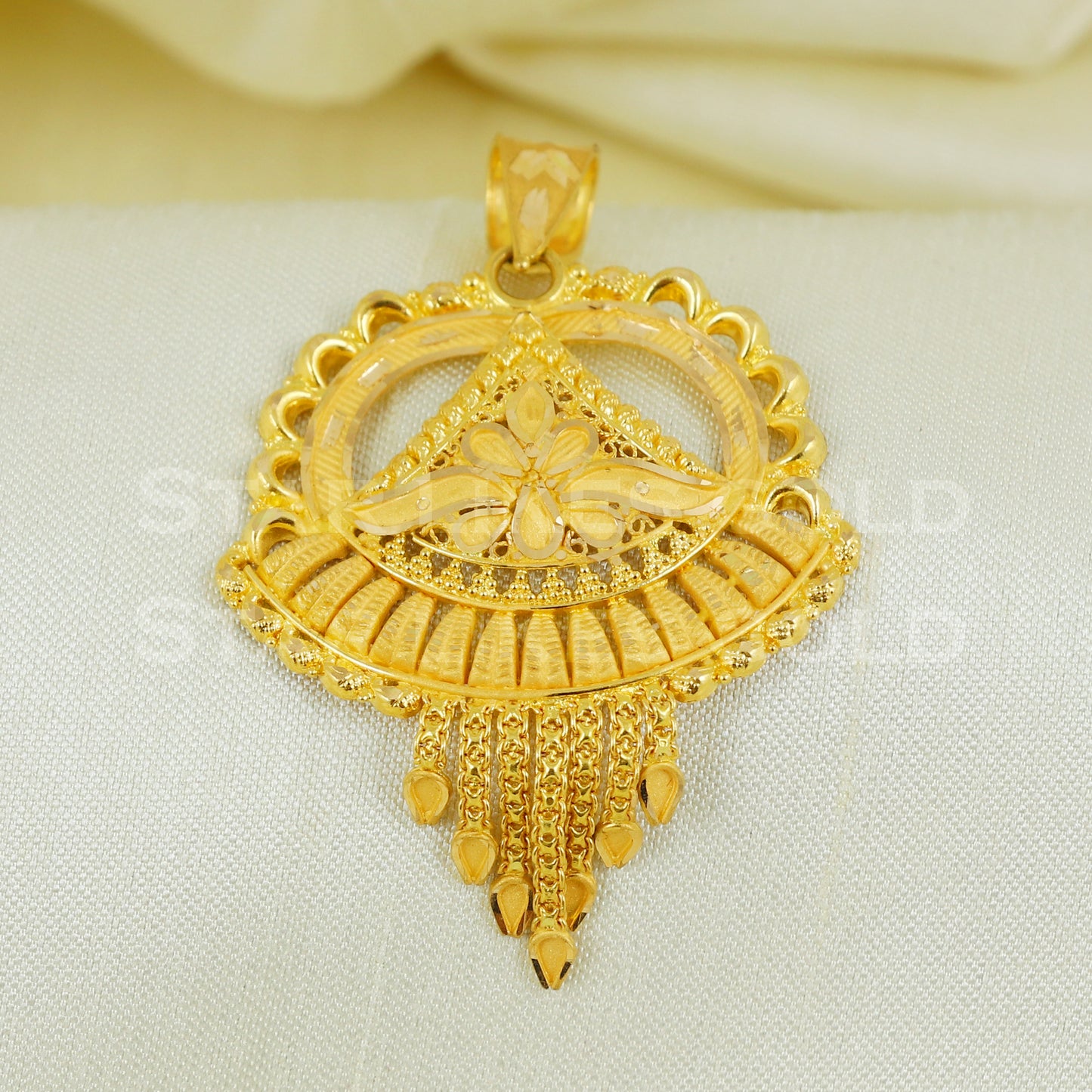 beautiful 22k 916 Gold Pendant Jewelry B1050