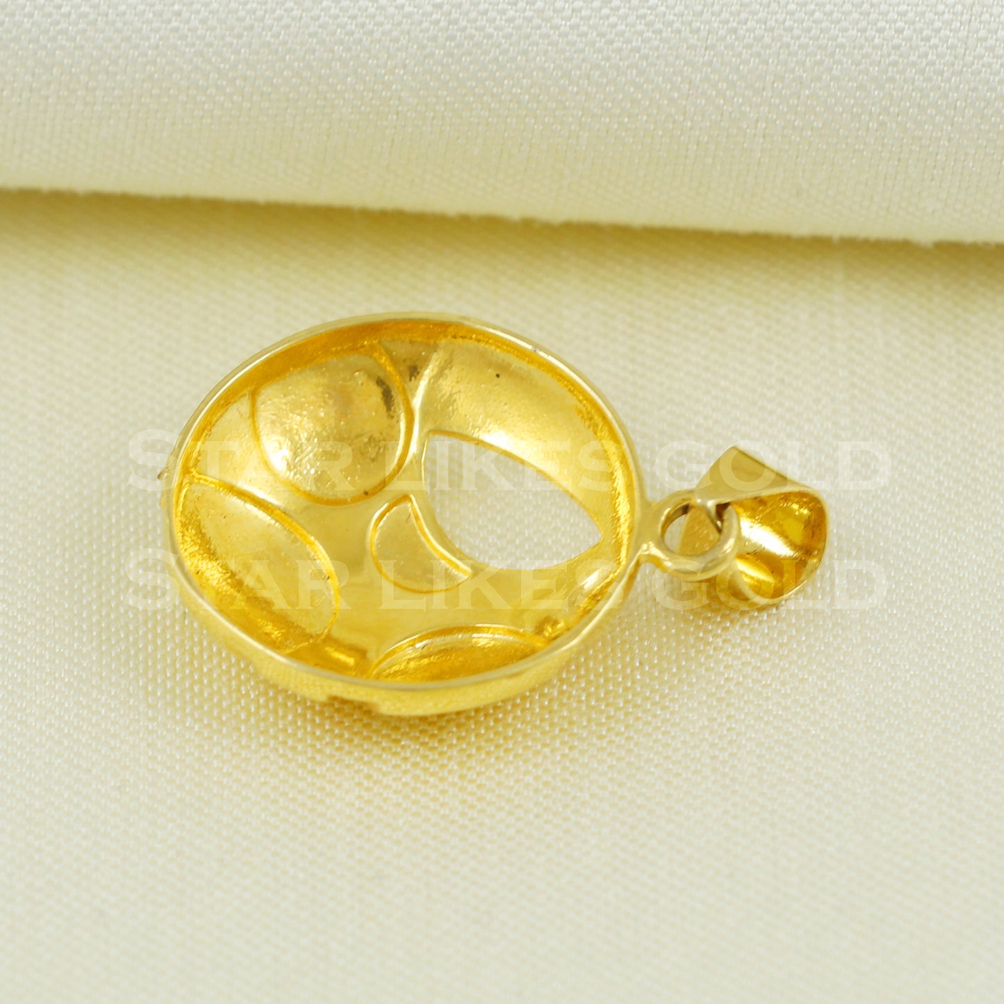 beautiful 18k Yellow Gold Pendant Jewelry B1060