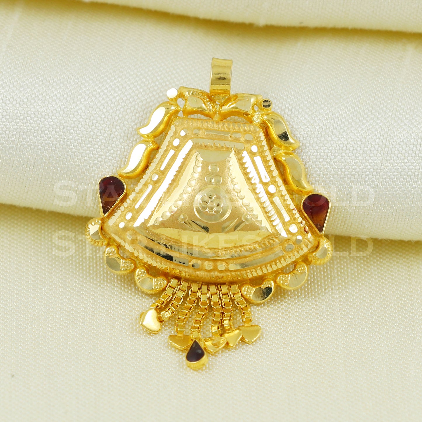beautiful 18k Yellow Gold Pendant Jewelry B1061
