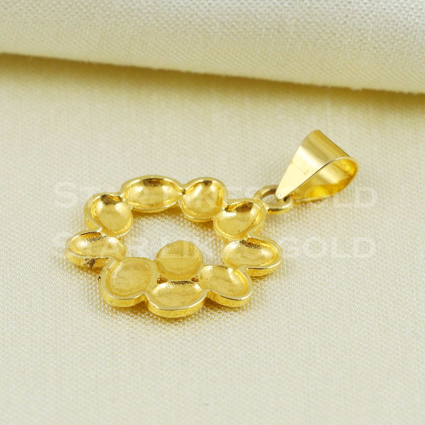 beautiful 18k Yellow Gold Handmade Pendant Jewelry B1089