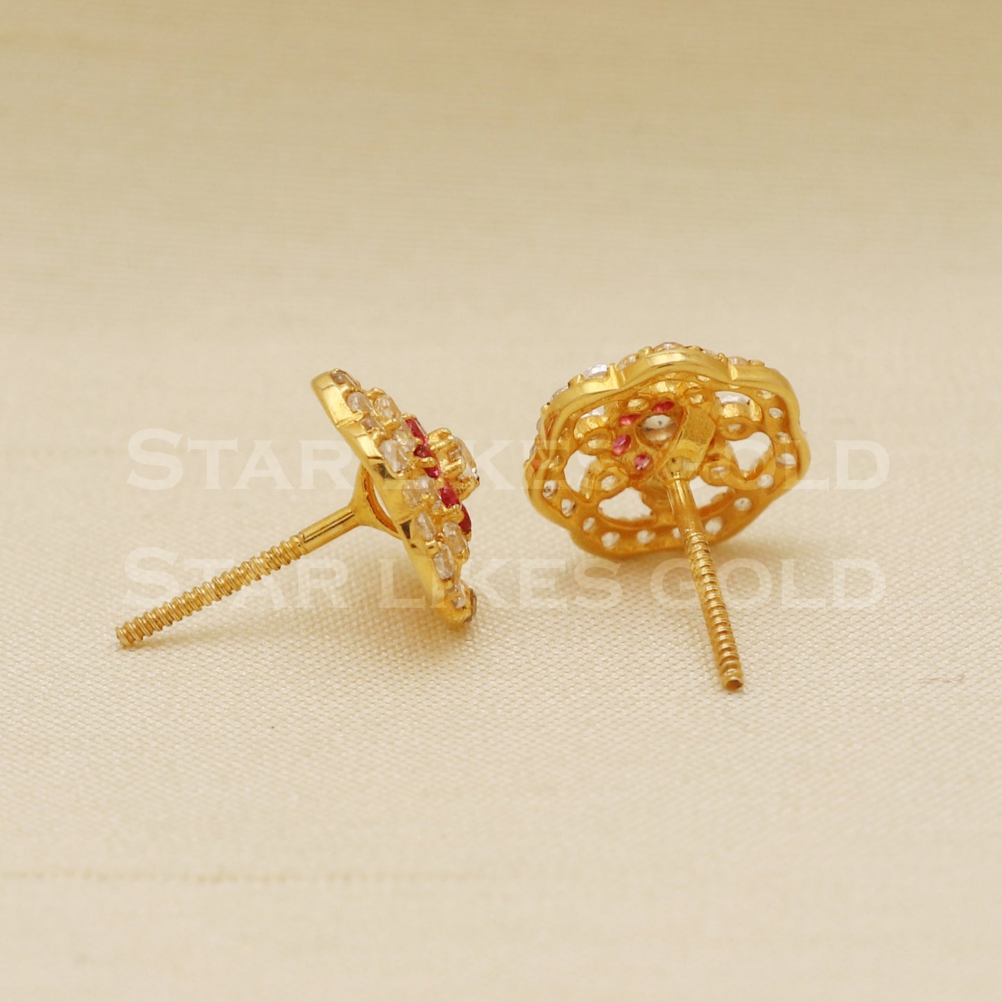 18 karat 18k gold stud earrings jewelry, B1181