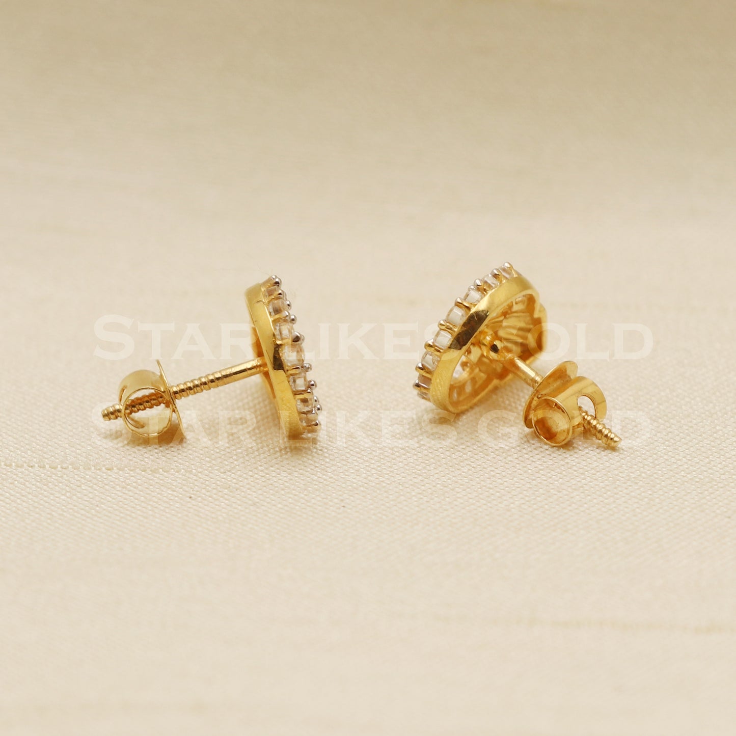 18 karat 18k gold stud earrings jewelry, B1182