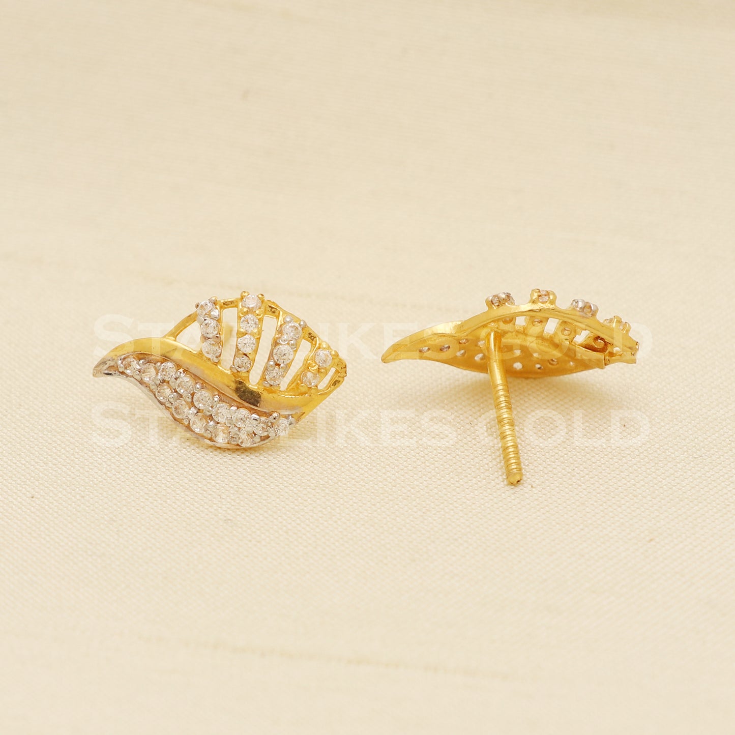 22 karat 22k gold stud earrings jewelry, B1224