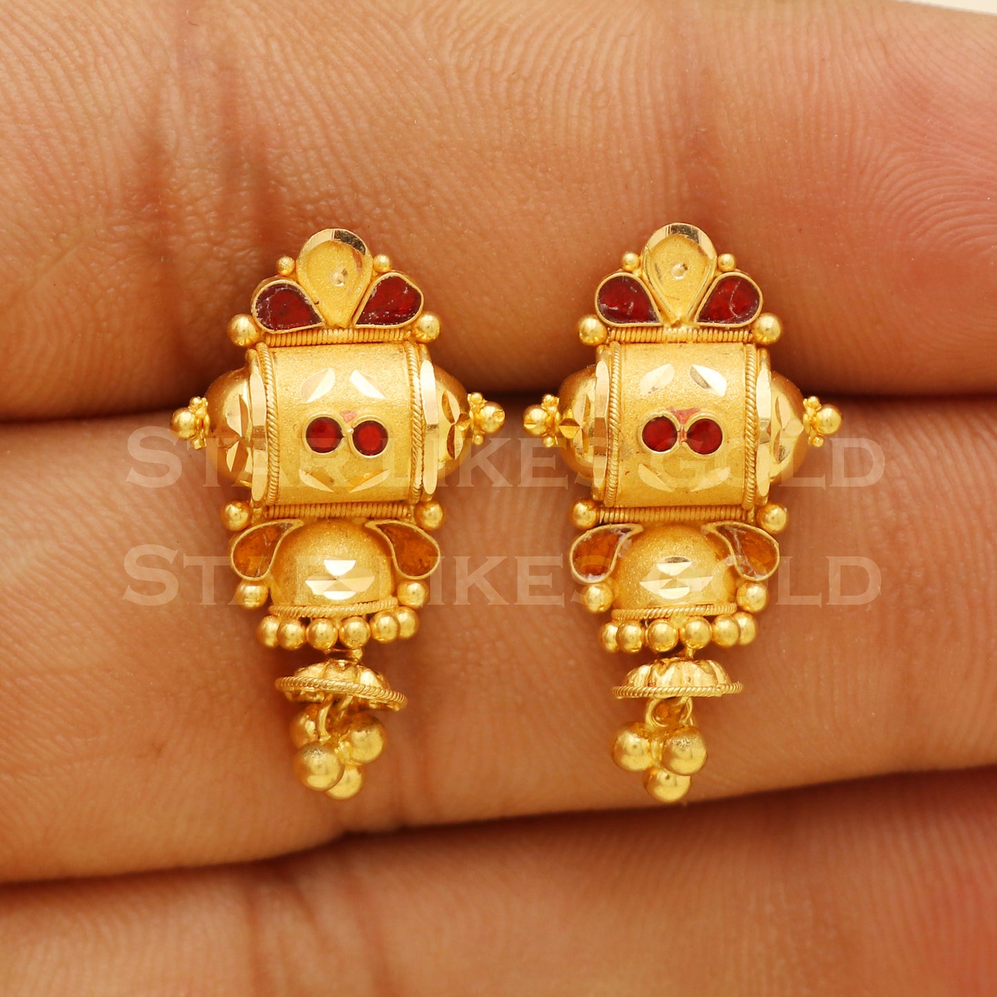 22 karat 22k gold stud earrings jewelry, B1226
