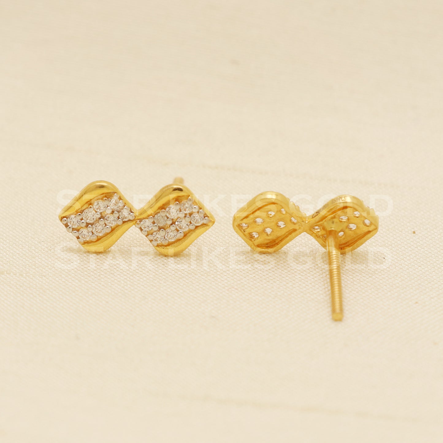 22 karat 22k gold stud earrings jewelry, B1227