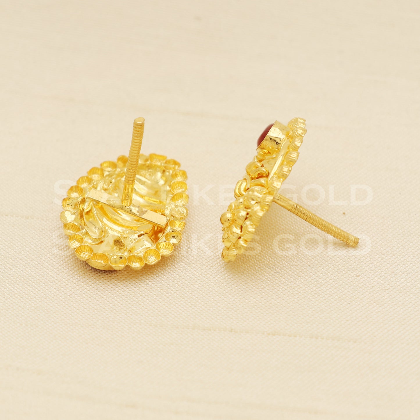 22 karat 22k gold stud earrings jewelry, B1229