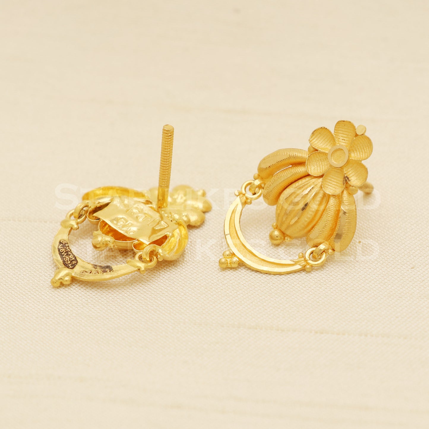 22 karat 22k gold stud earrings jewelry, B1230