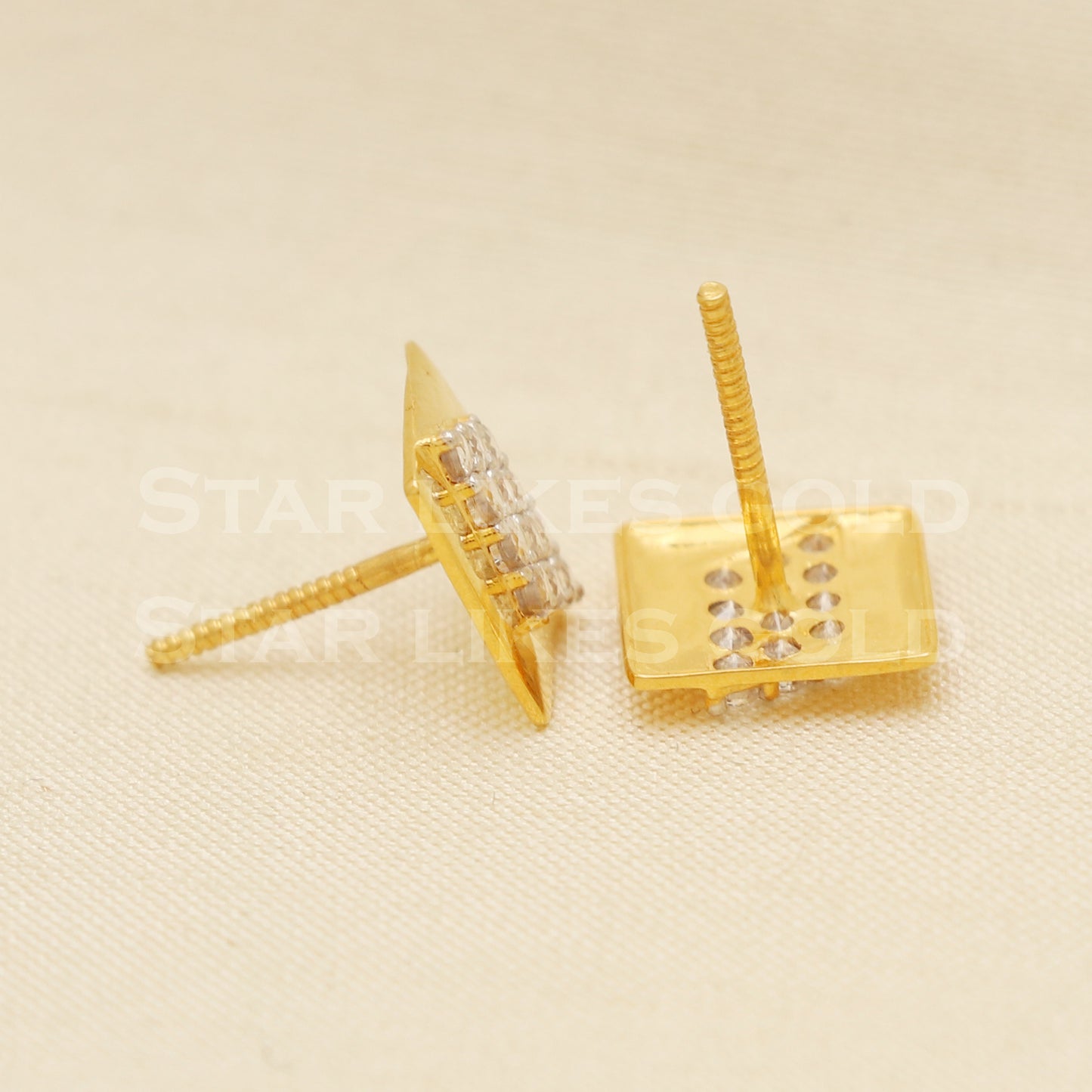 18 karat 18k gold stud earrings jewelry, B1250