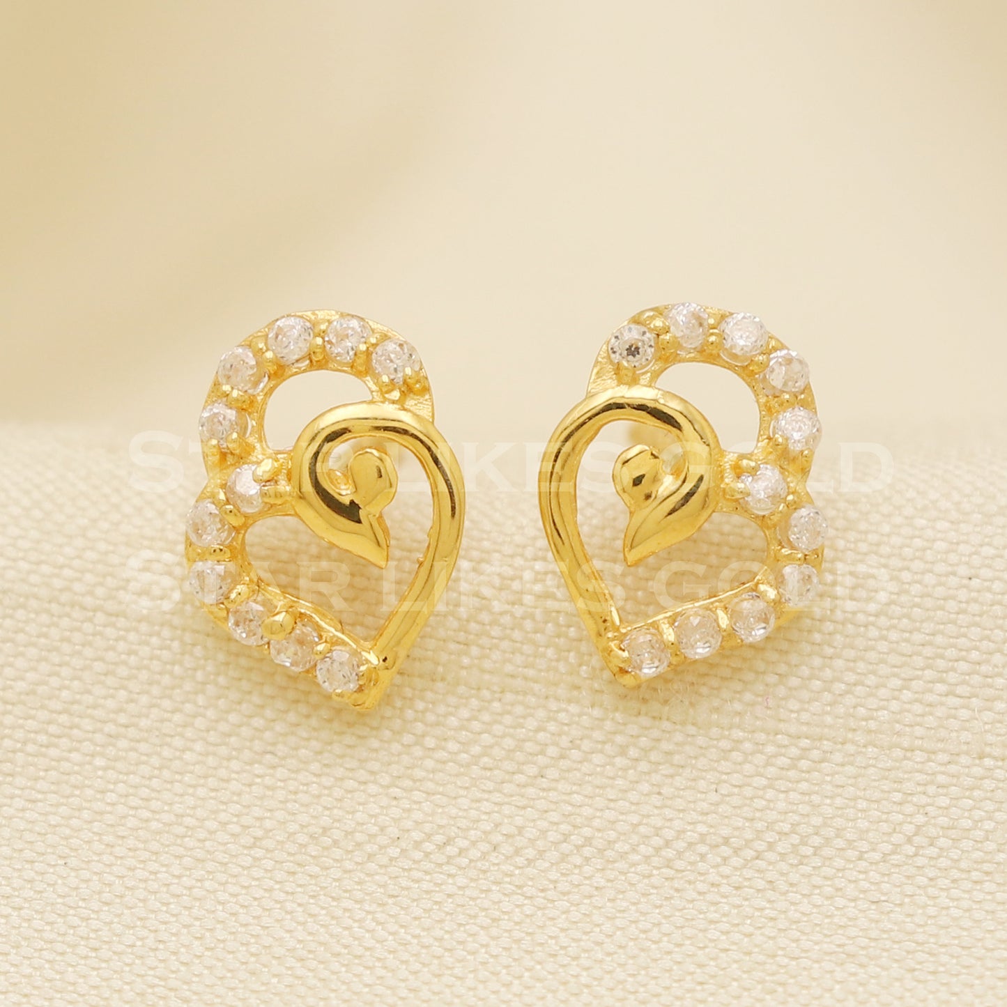18 karat 18k gold stud earrings jewelry, B1255
