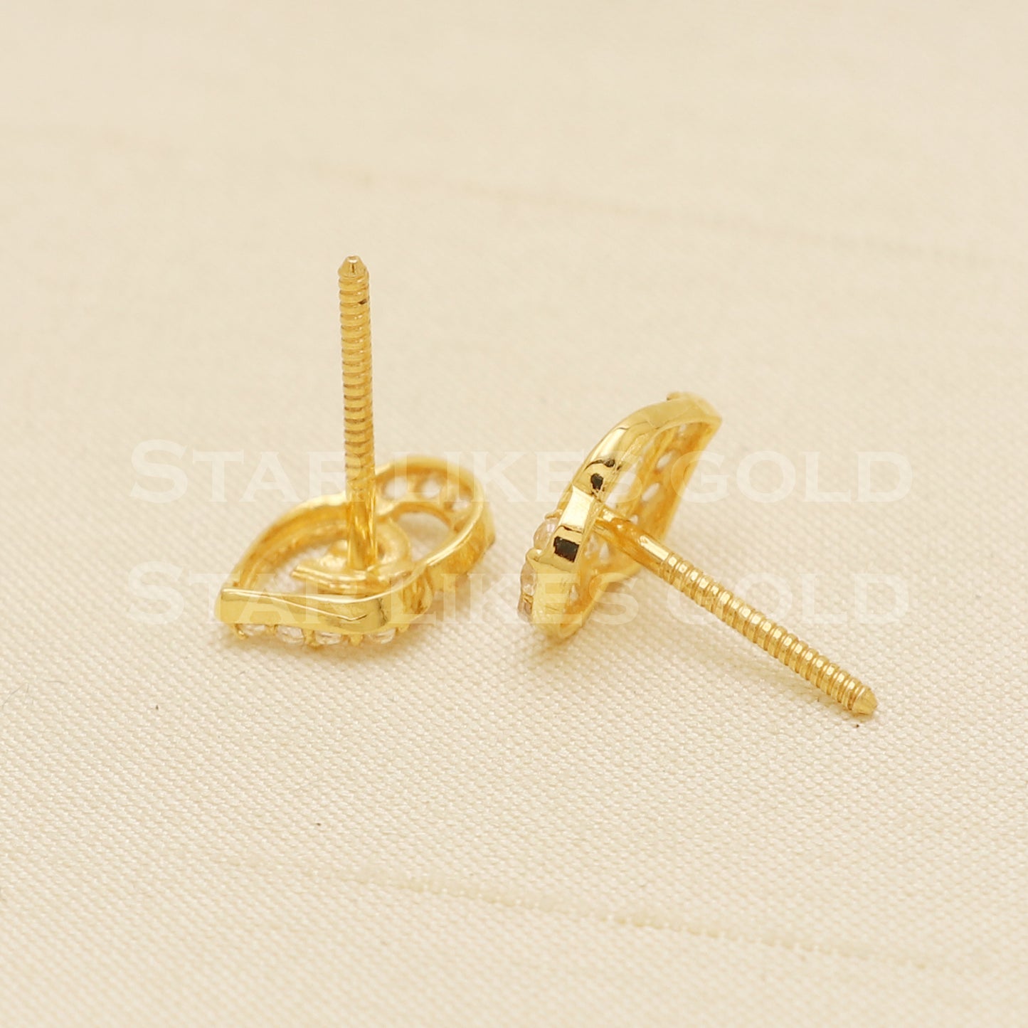 18 karat 18k gold stud earrings jewelry, B1255