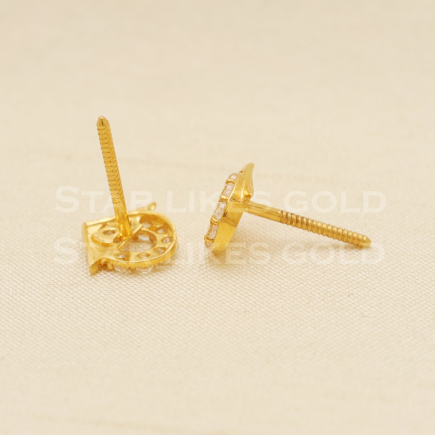 18 karat 18k gold stud earrings jewelry, B1257
