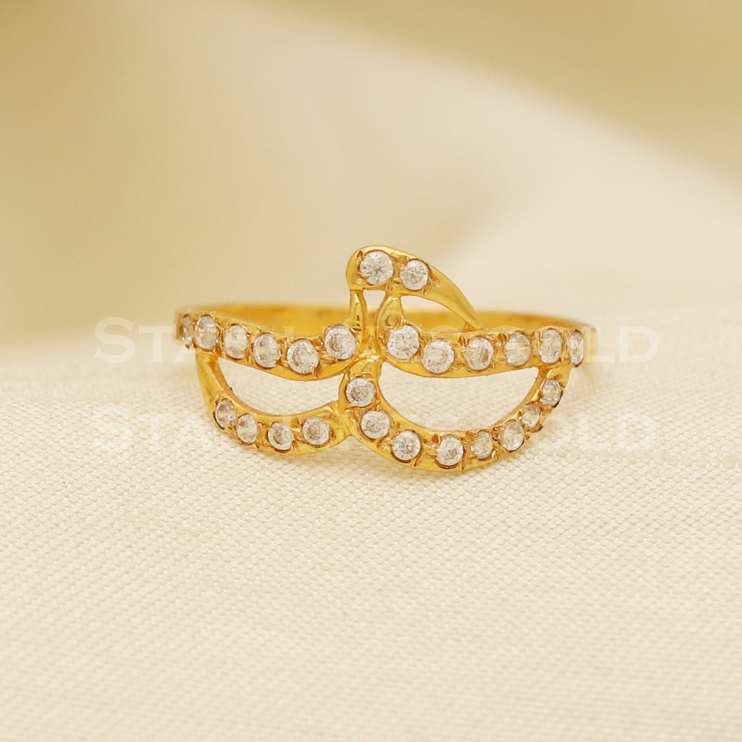 18 karat 18k gold Handmade Ring jewelry, B1273
