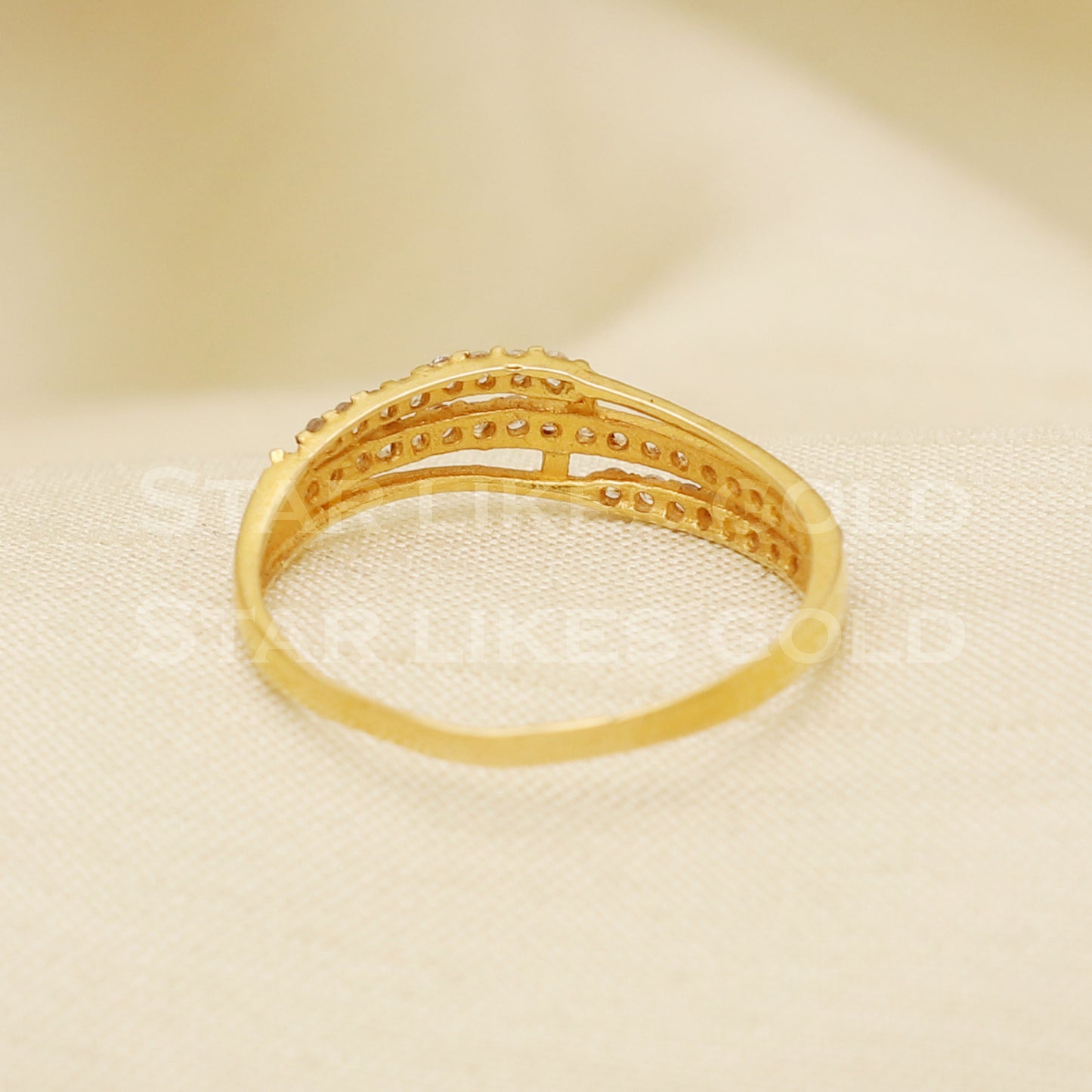 18 karat 18k gold Handmade Ring jewelry, B1275