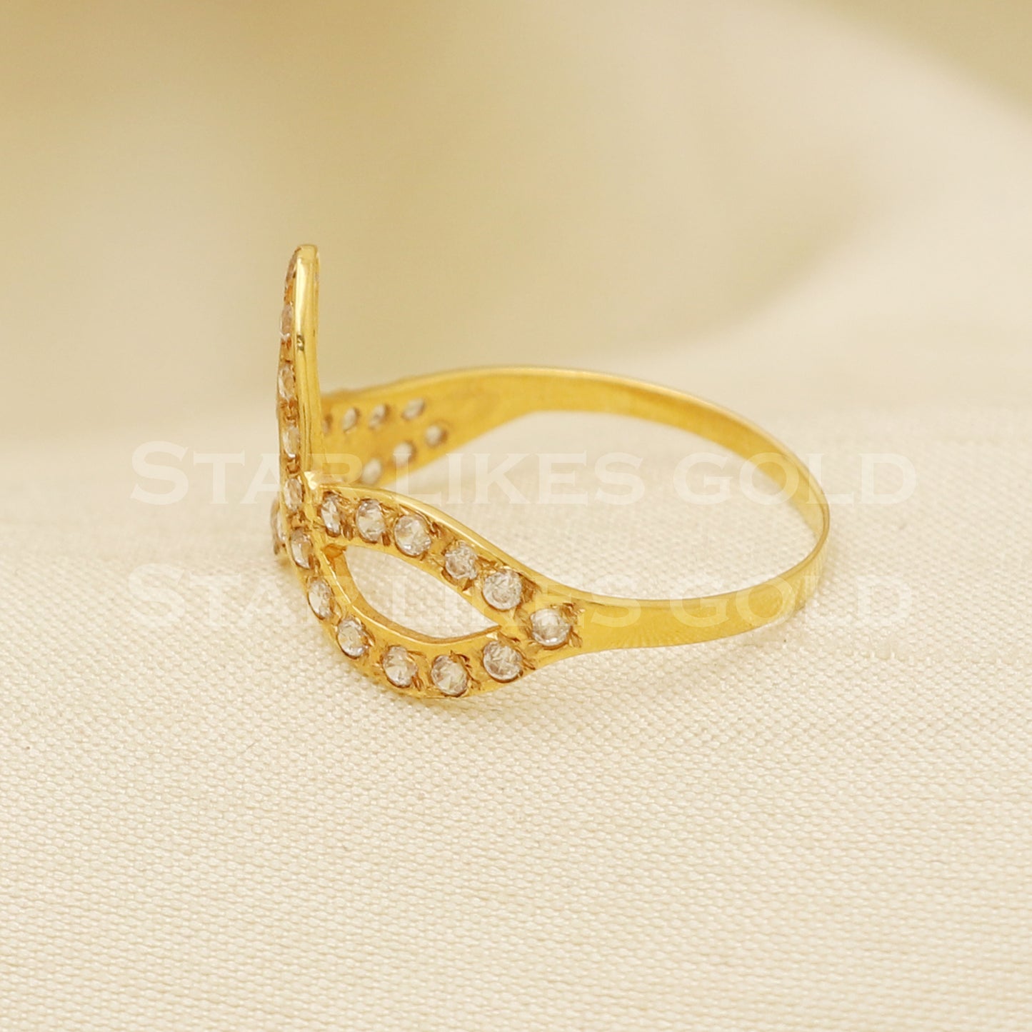 18 karat 18k gold Handmade Ring jewelry, B1276