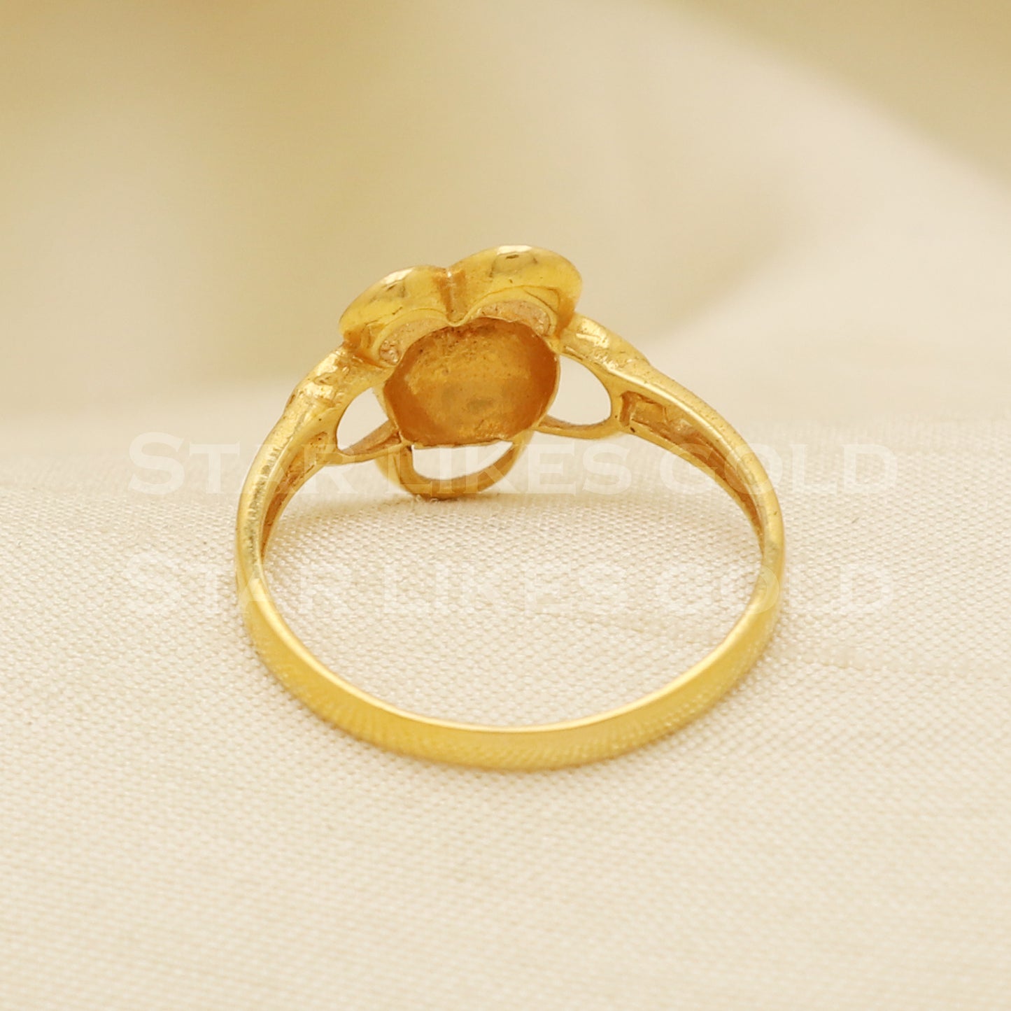 18 karat 18k gold Handmade Ring jewelry, B1279