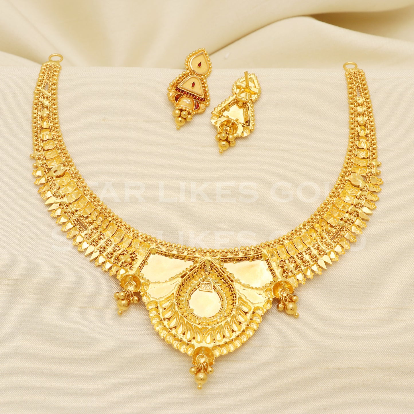 Fine 22KT916, 22 Karat GOLD NECKLACE set Jewelry, Indian jewelry B1294