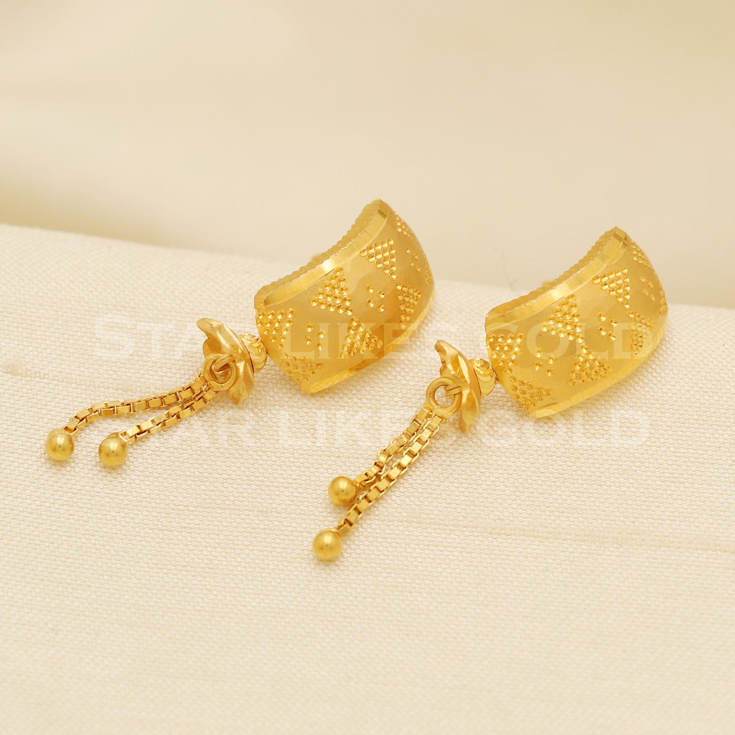18 karat 18k gold dangle stud earrings jewelry, B1339