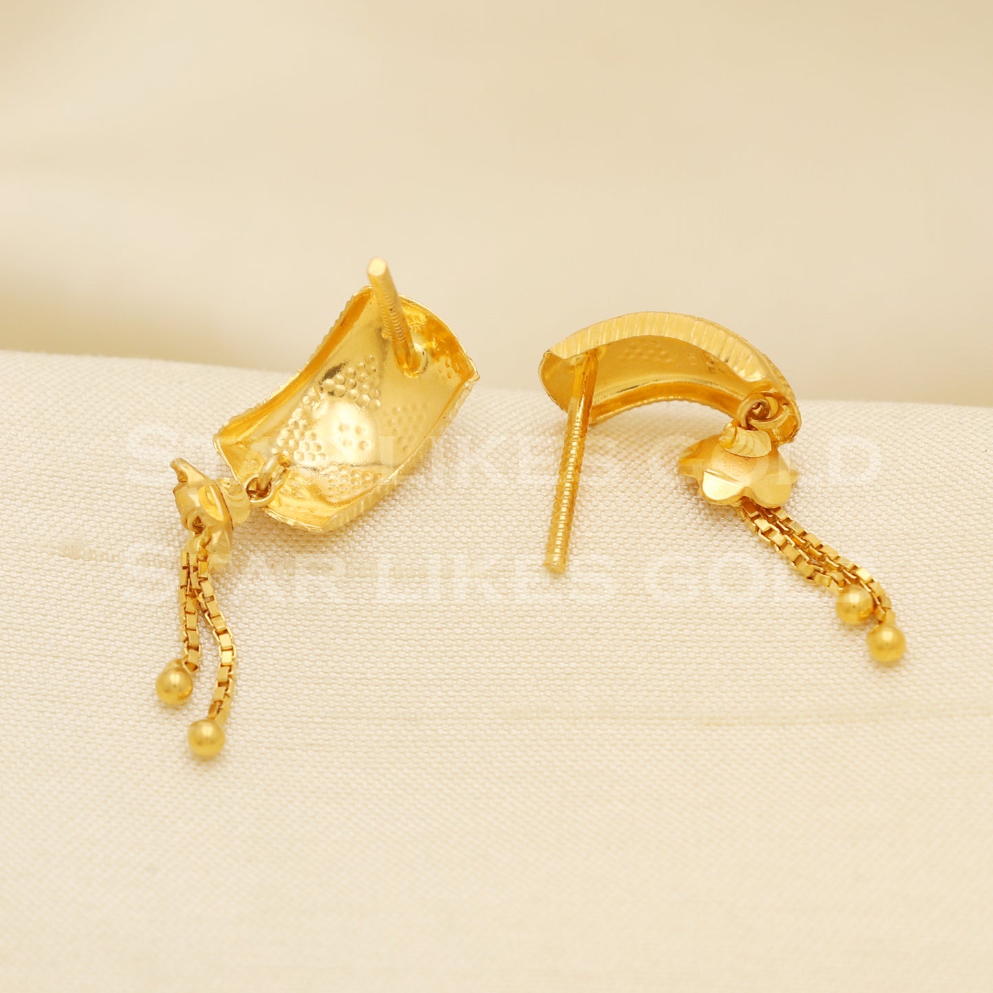 18 karat 18k gold dangle stud earrings jewelry, B1339
