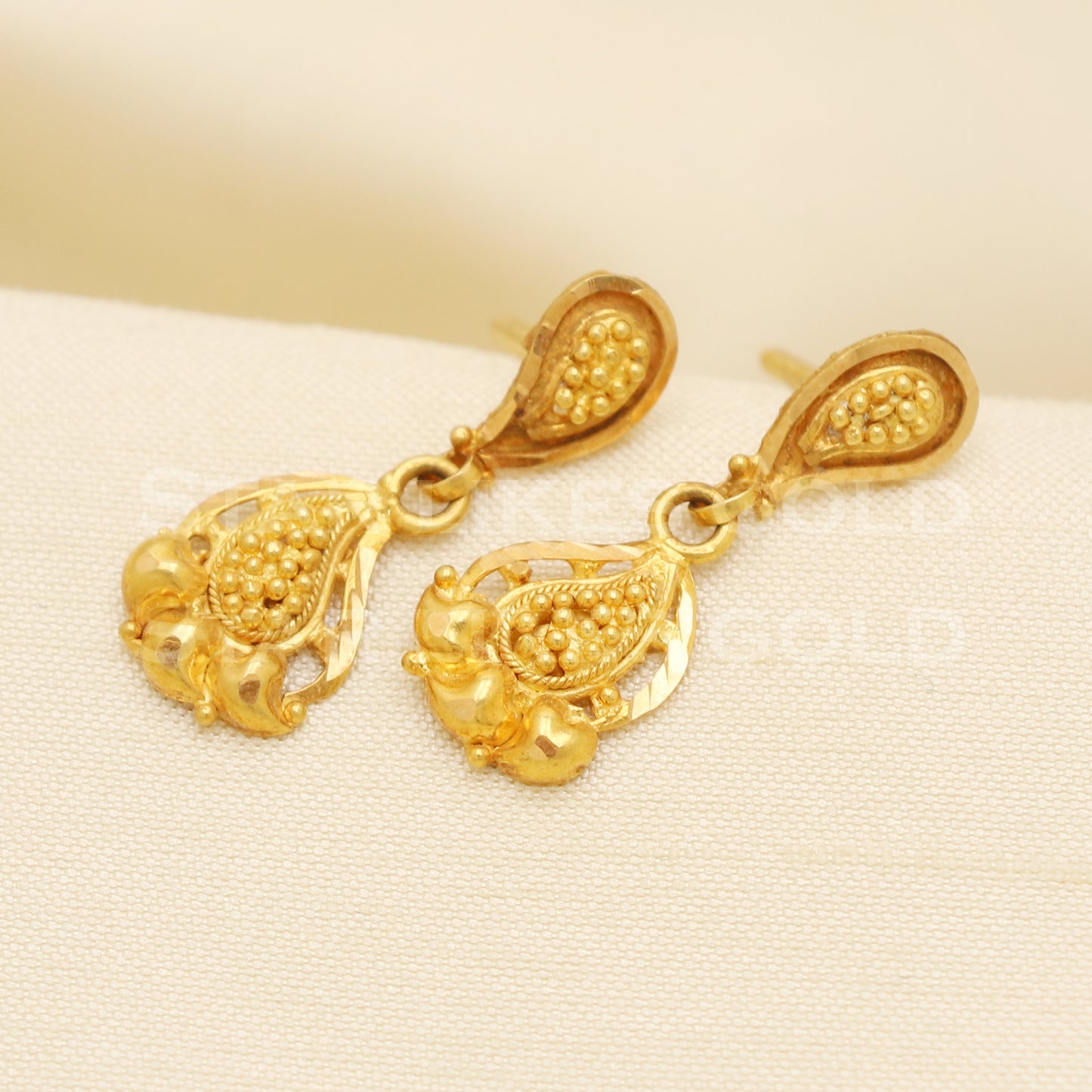 18 karat 18k gold dangle stud earrings jewelry, B1341