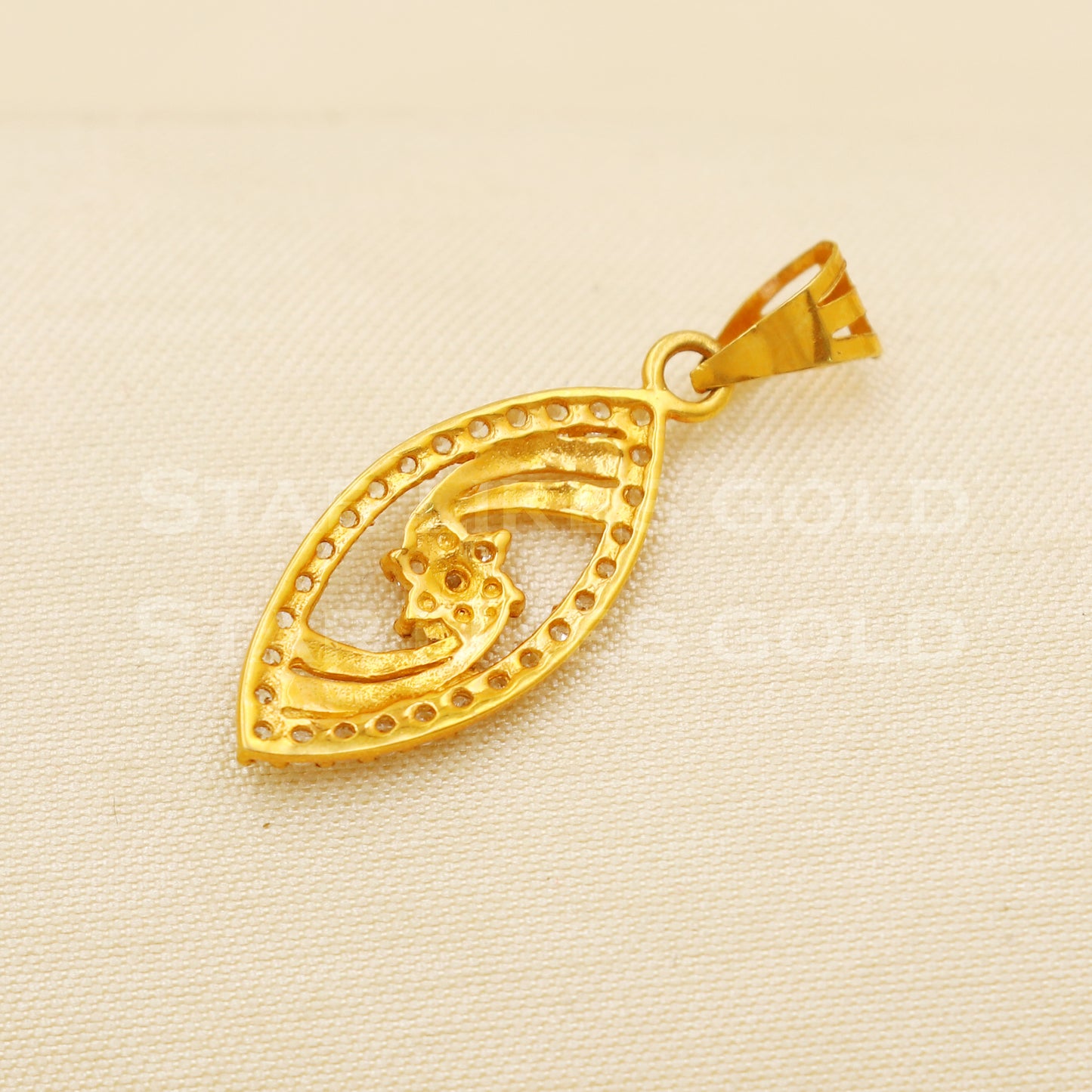 Beautiful 18k Yellow Gold Handmade Zircon Pendant 18k Jewelry, B1473