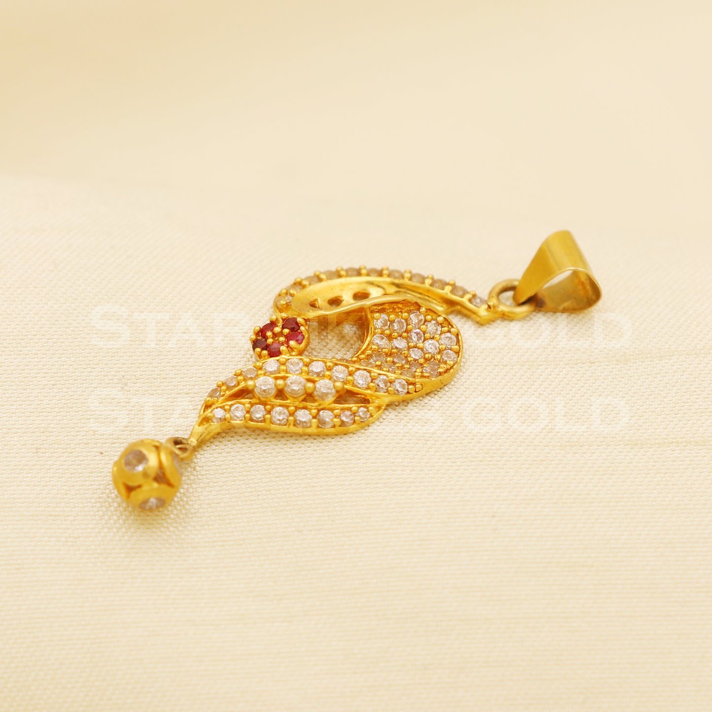 Beautiful 18k Yellow Gold Handmade Zircon Pendant 18k Jewelry, B1474