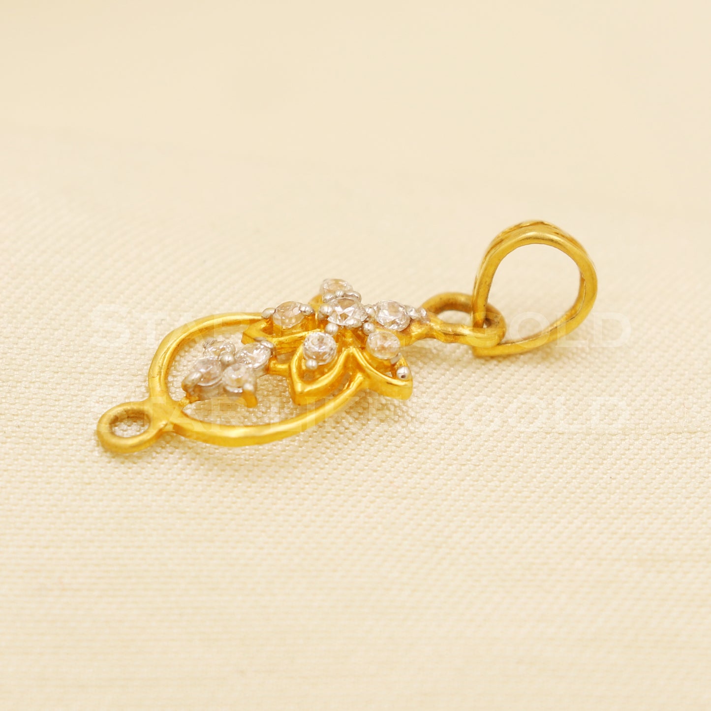 Beautiful 18k Yellow Gold Handmade Zircon Pendant 18k Jewelry, B1475
