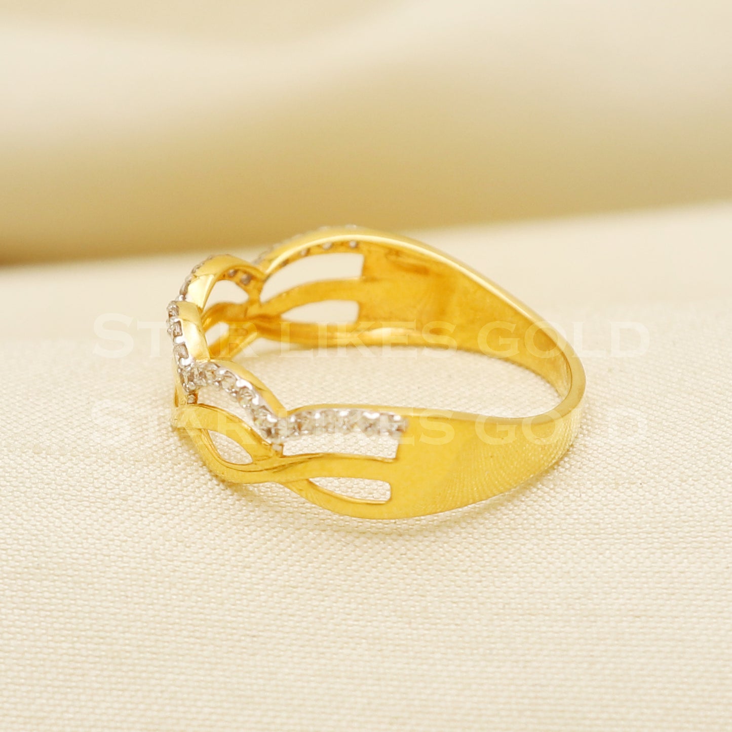 Stunning 22 karat 22k Gold Ring Jewelry, PR1084