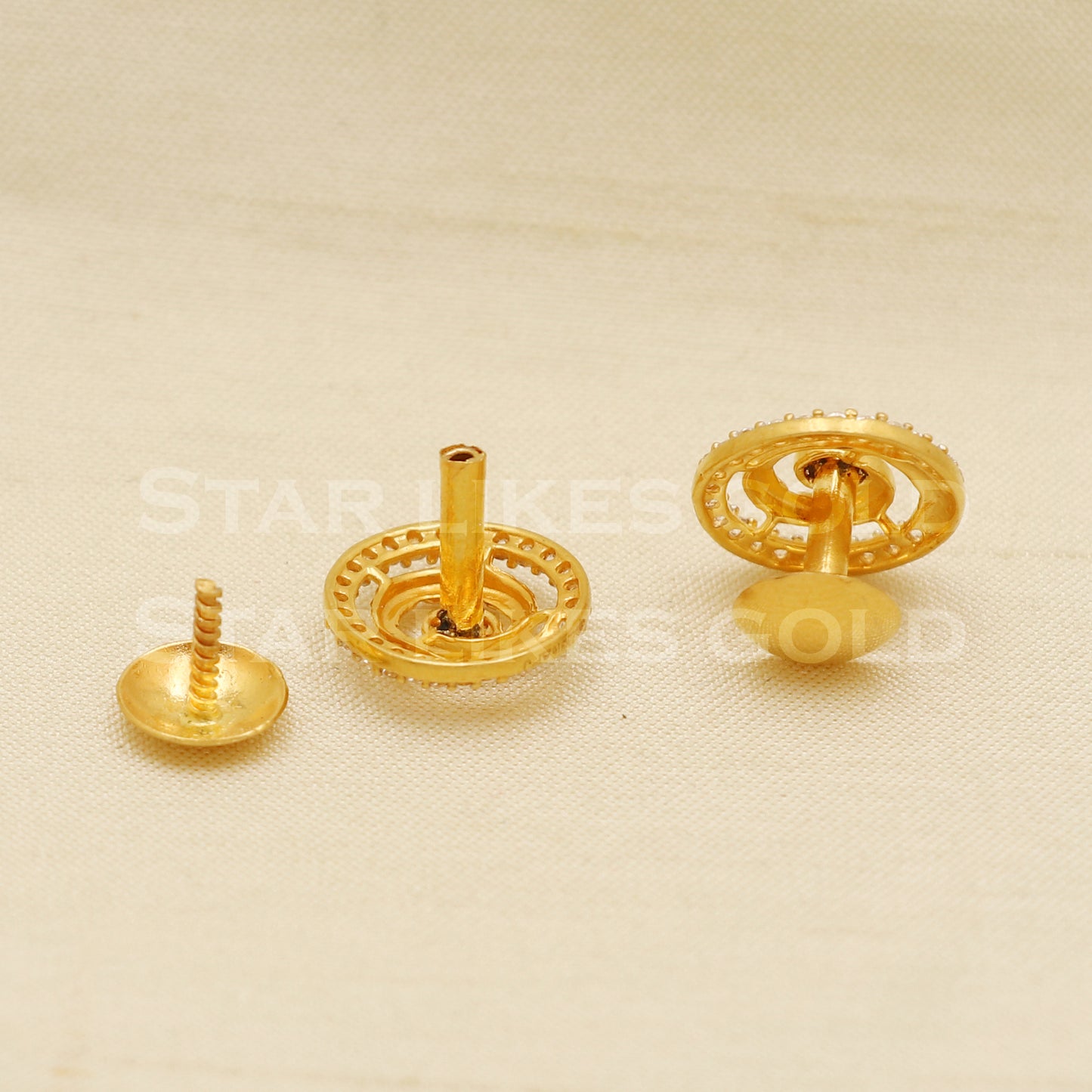 Stunning 22k 22 karat gold stud earrings jewelry, PR1140