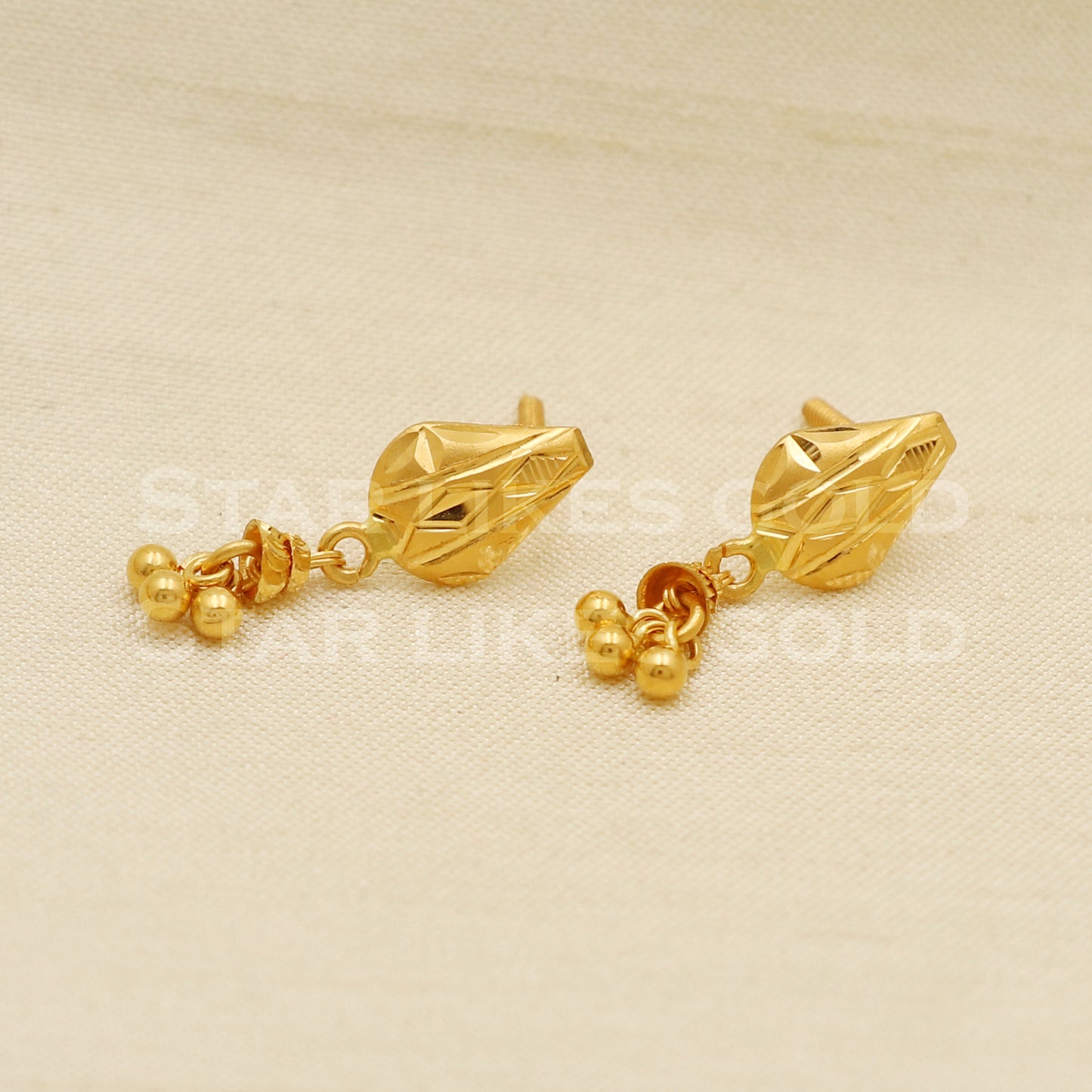 Stunning 22k 22 karat gold stud earrings jewelry, PR1147