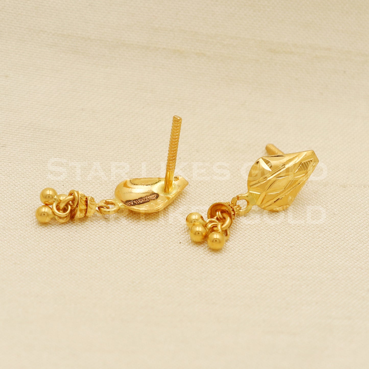 Stunning 22k 22 karat gold stud earrings jewelry, PR1147