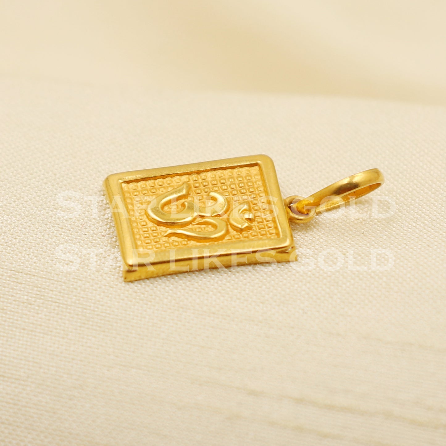 OM 22k Yellow Gold Handmade Pendant Jewelry, PR1161