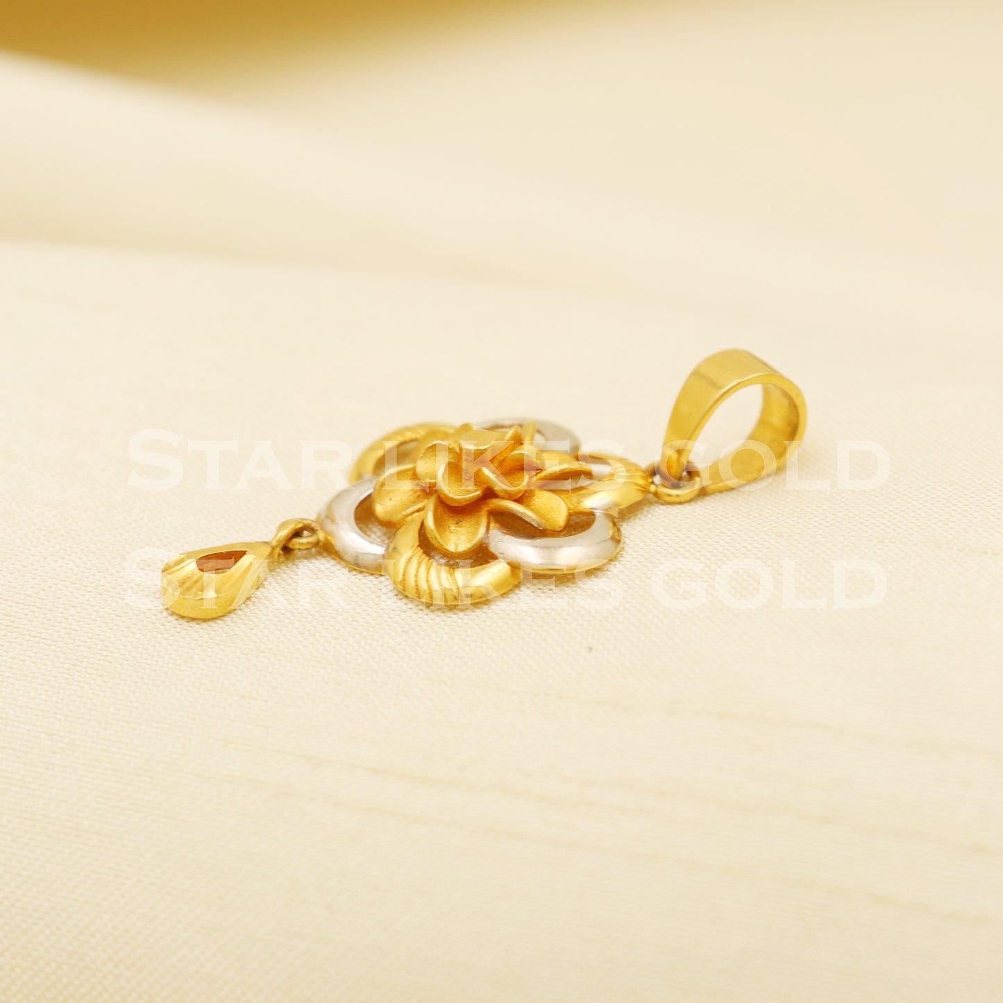 Flower 22k Yellow Gold Handmade Pendant Jewelry, PR1172