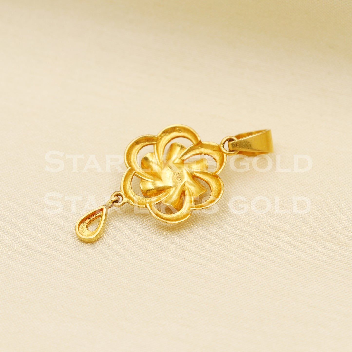 Flower 22k Yellow Gold Handmade Pendant Jewelry, PR1172