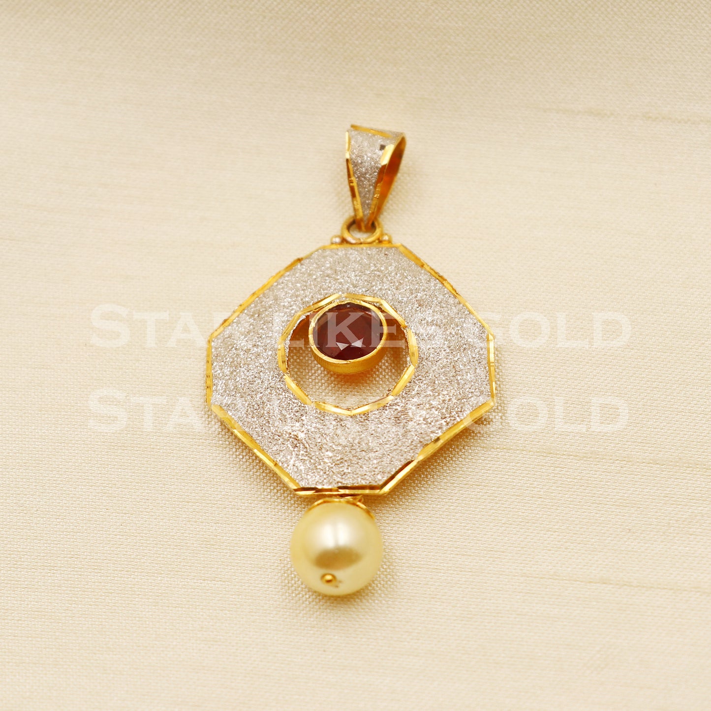 Zircon 22k Yellow Gold Handmade Pendant Jewelry, PR1174
