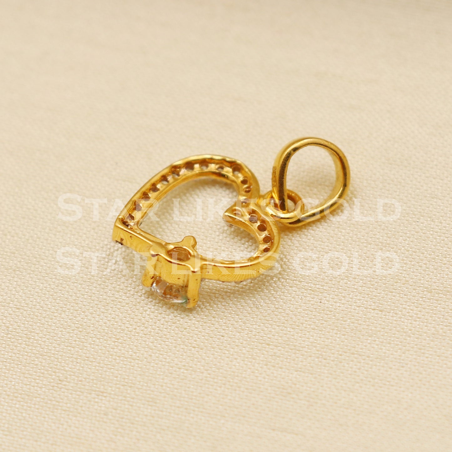 Heart Zircons 22k Yellow Gold Handmade Pendant Jewelry, PR1190