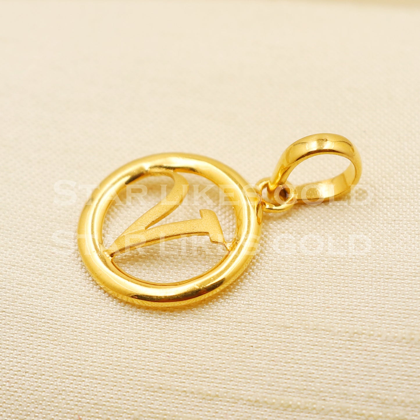 V Name Initial 22k Yellow Gold Handmade Charms Pendant light weight Jewelry, PR1203