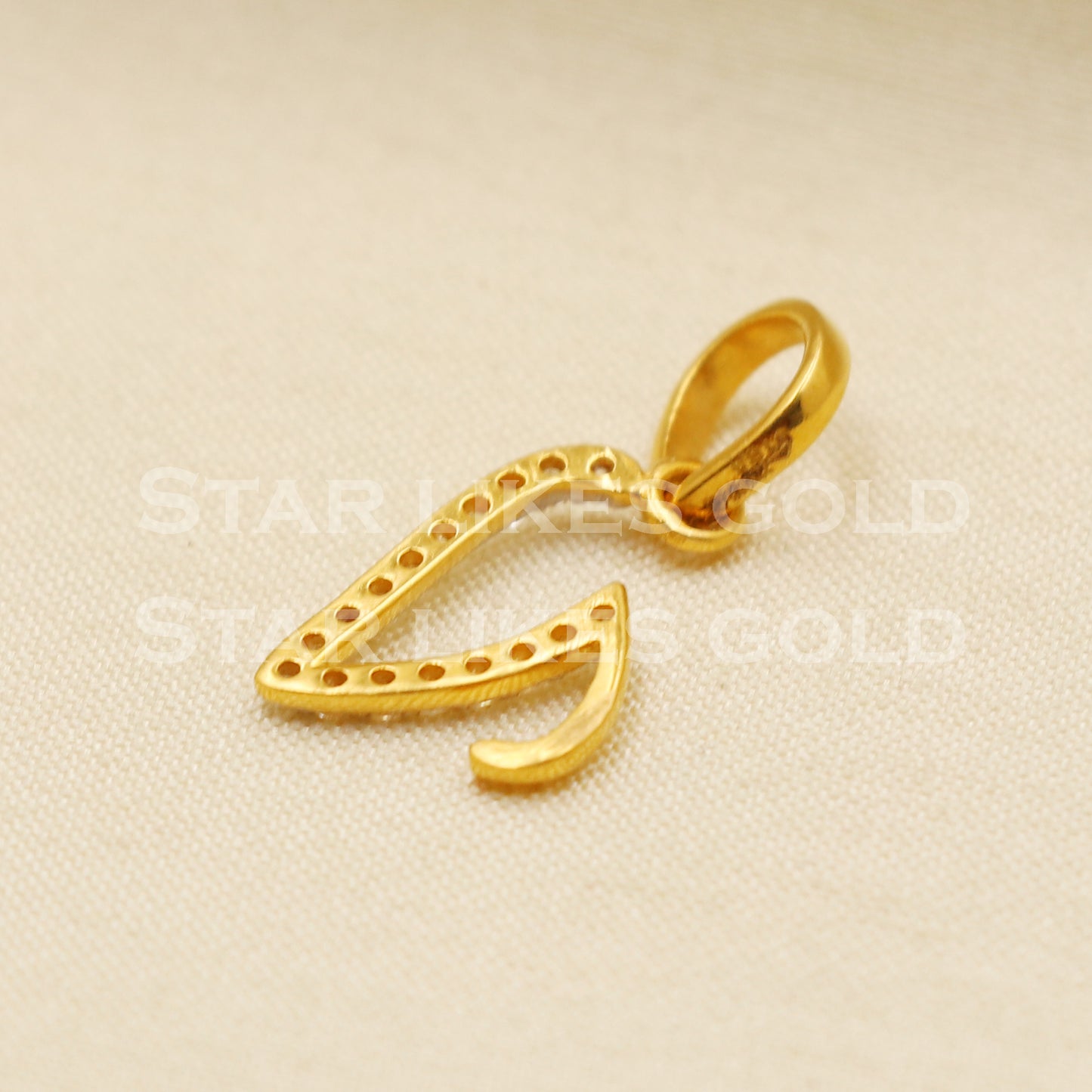V Alphabet Initial 22k Yellow Gold Handmade Charms Pendant light weight Jewelry, PR1231