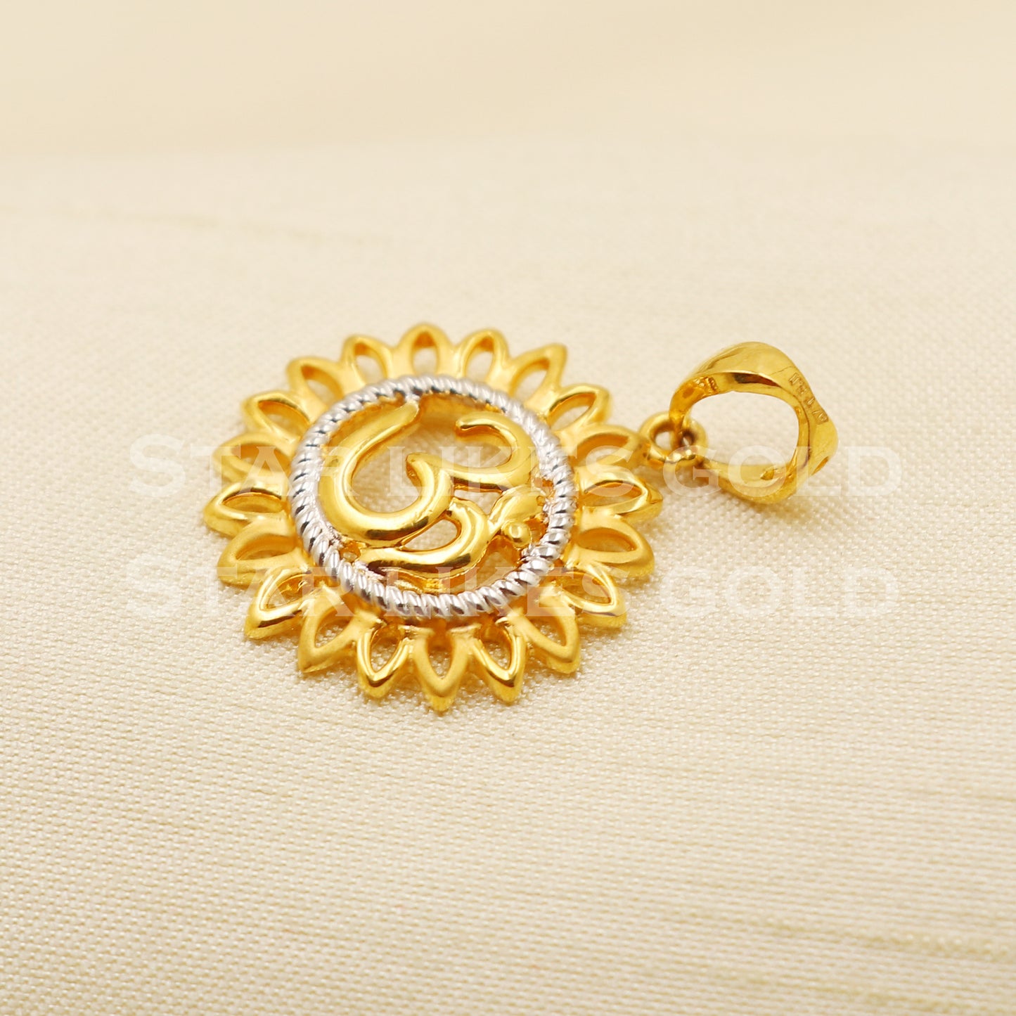 OM 22k Yellow Gold Handmade Charms Pendant light weight Jewelry, PR1239