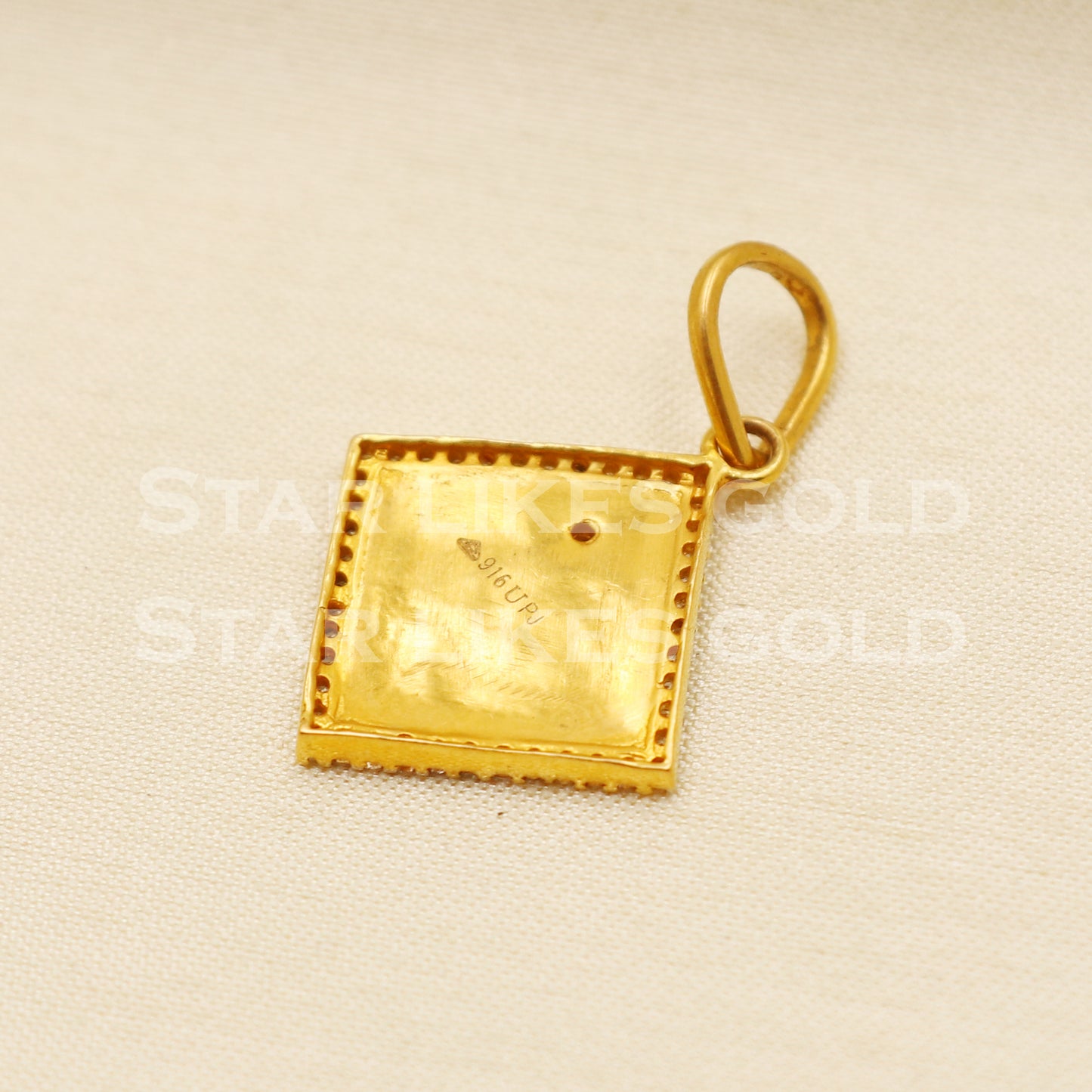 OM Zircons 22k Yellow Gold Handmade Pendant Jewelry, PR1241