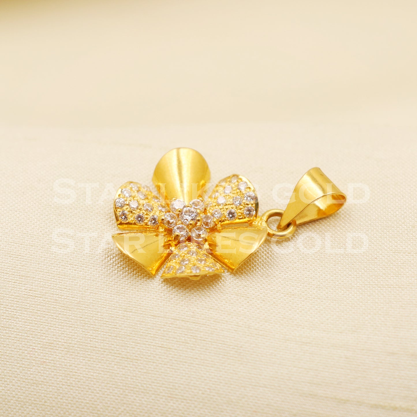 Flower 22k Yellow Gold Handmade Pendant Jewelry, PR1244