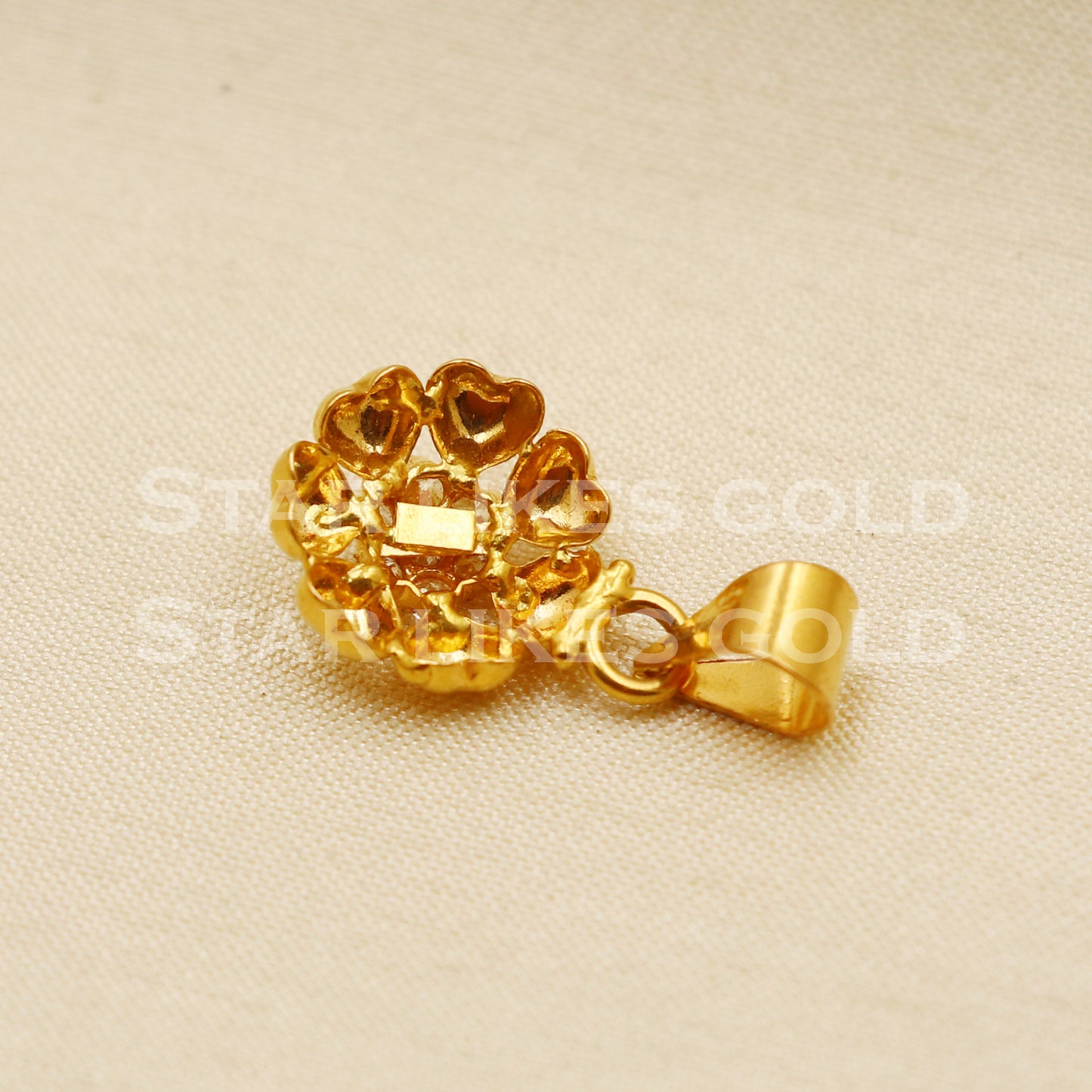 Zircons 22k Yellow Gold Handmade Pendant Jewelry, PR1254